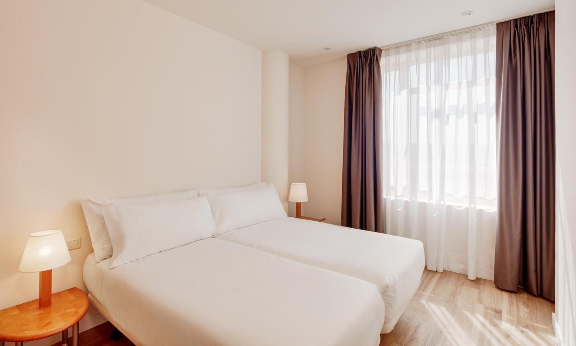 Twin Room - Photo 1