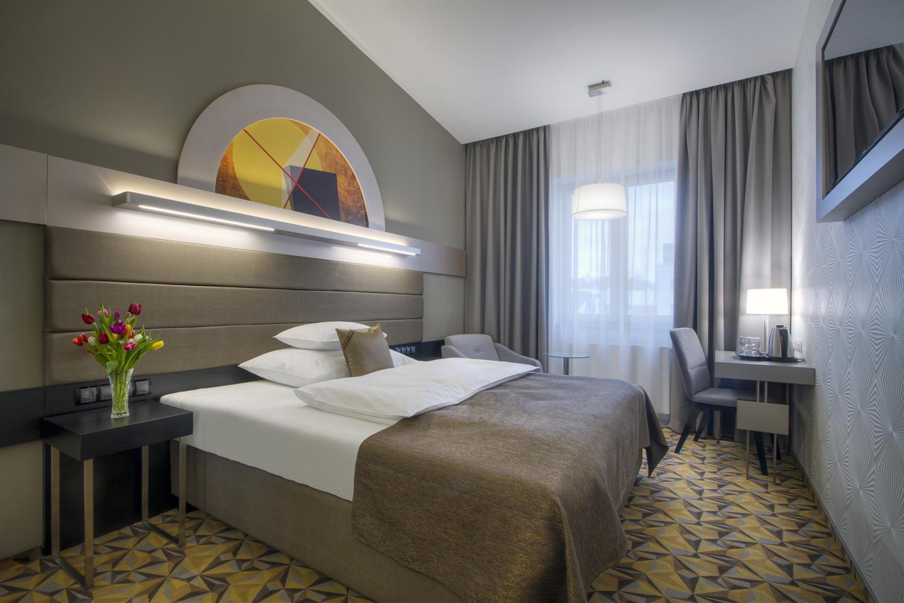 Available room