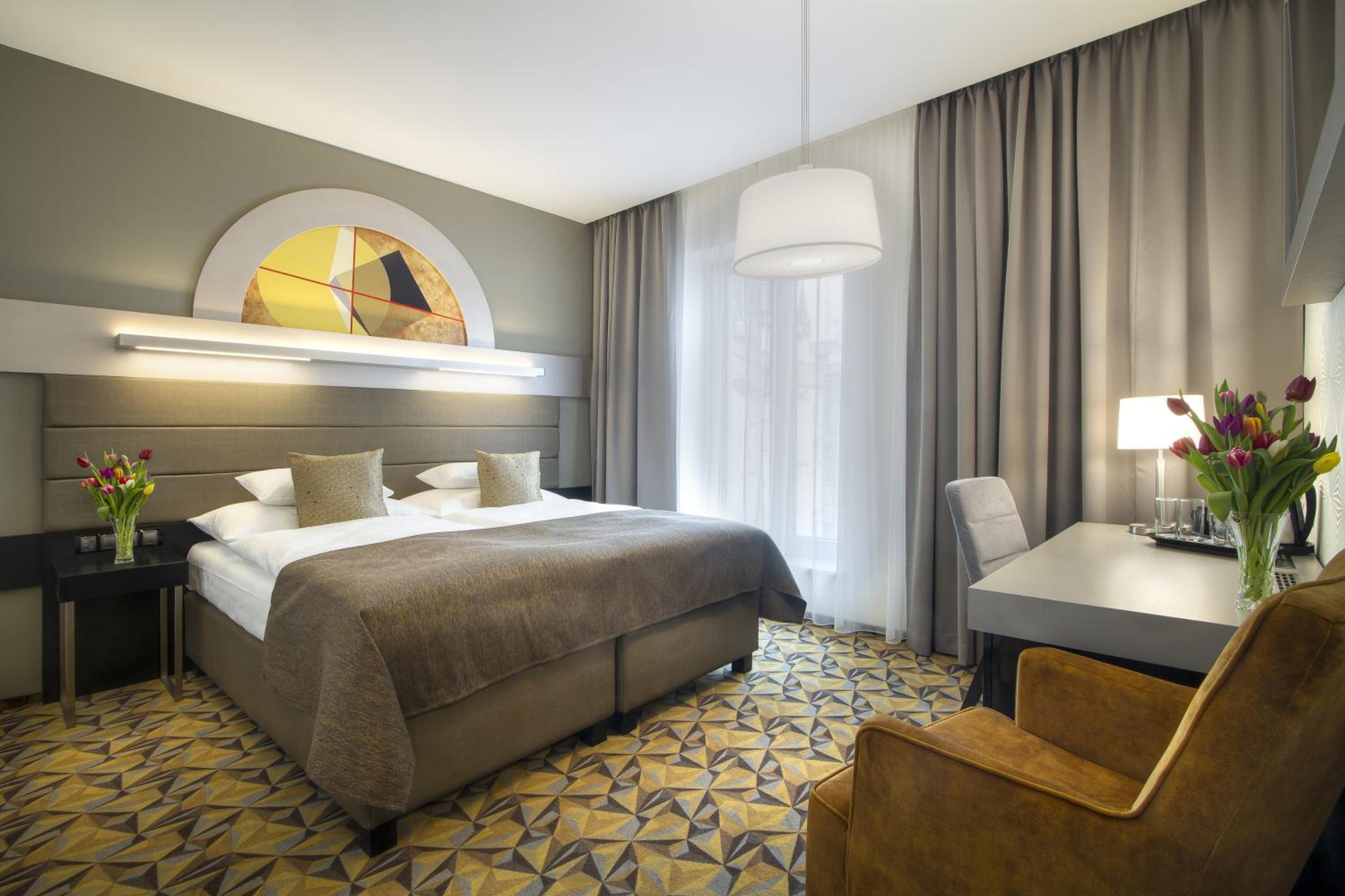 Available room