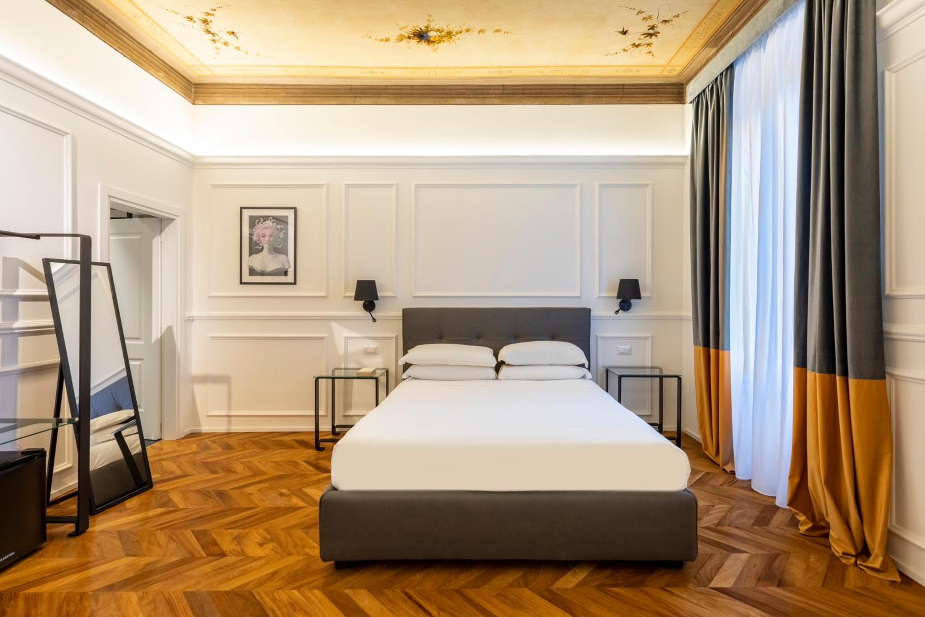 Deluxe Double Room photo 3