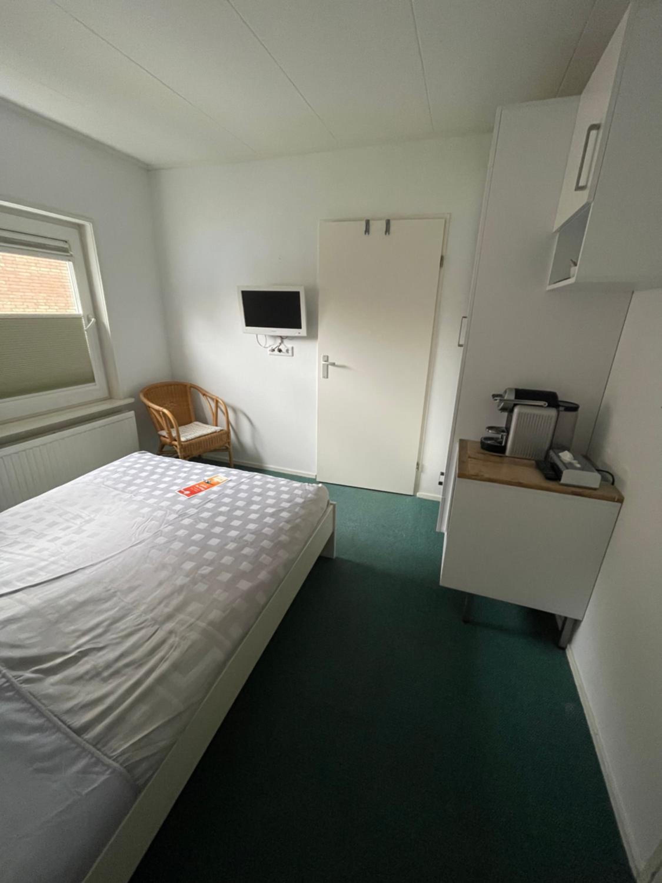 Standard Single Room (no pets allowed) photo 2