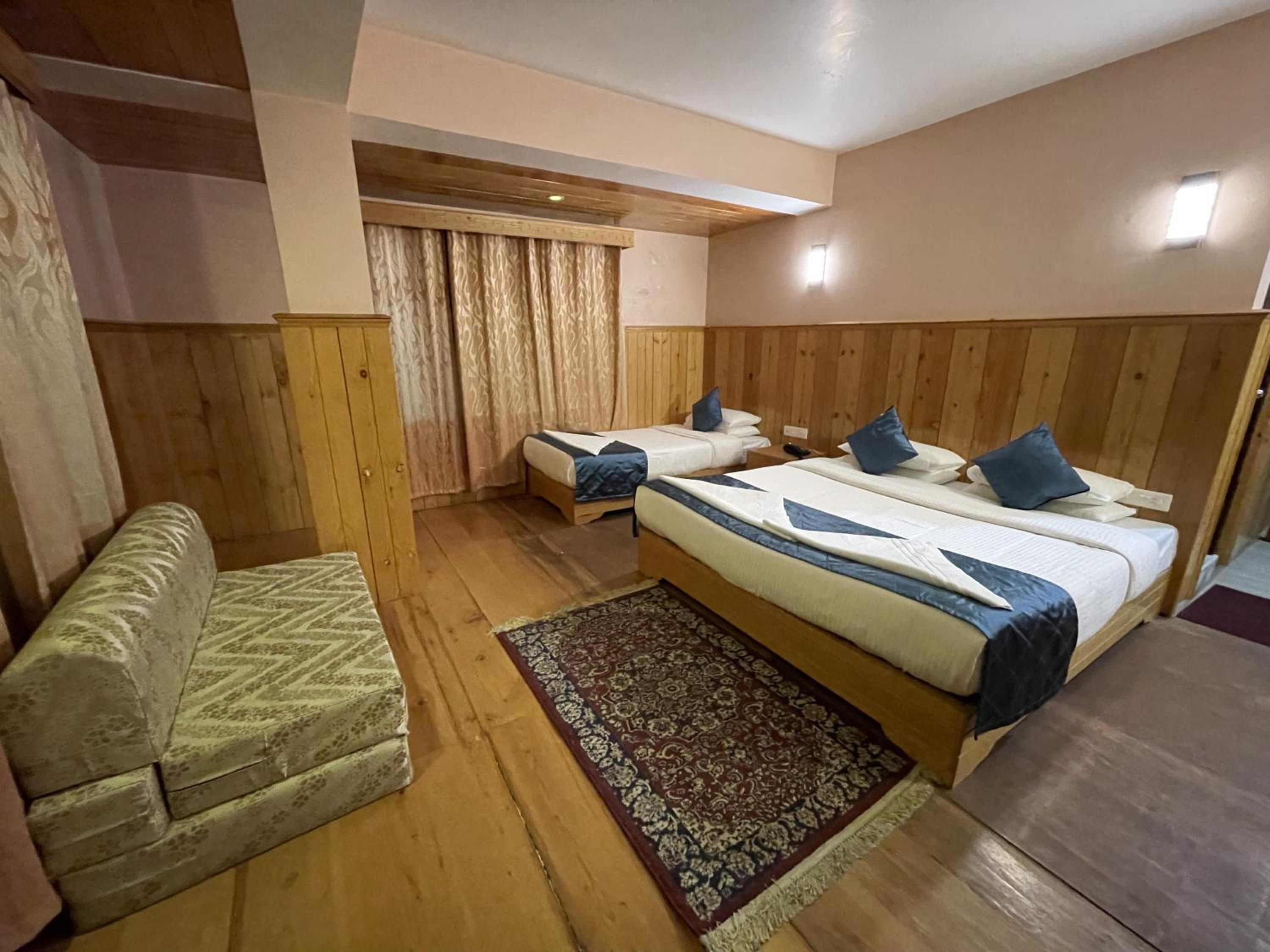 Superior Triple Room
