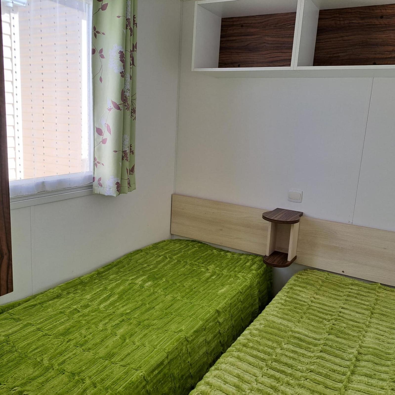 Deluxe Bungalow with Garden View photo 3