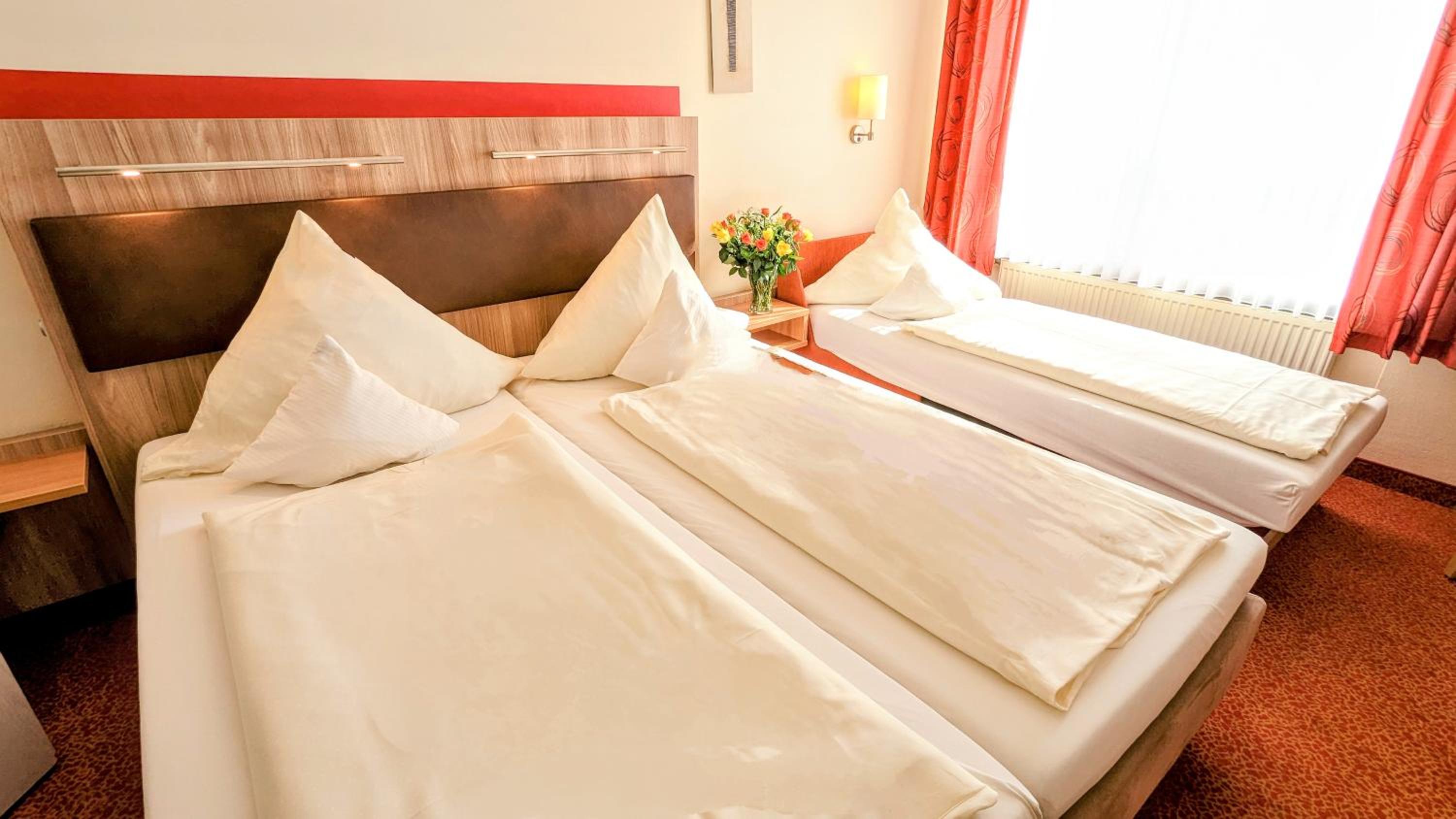 Triple Room - Photo 10