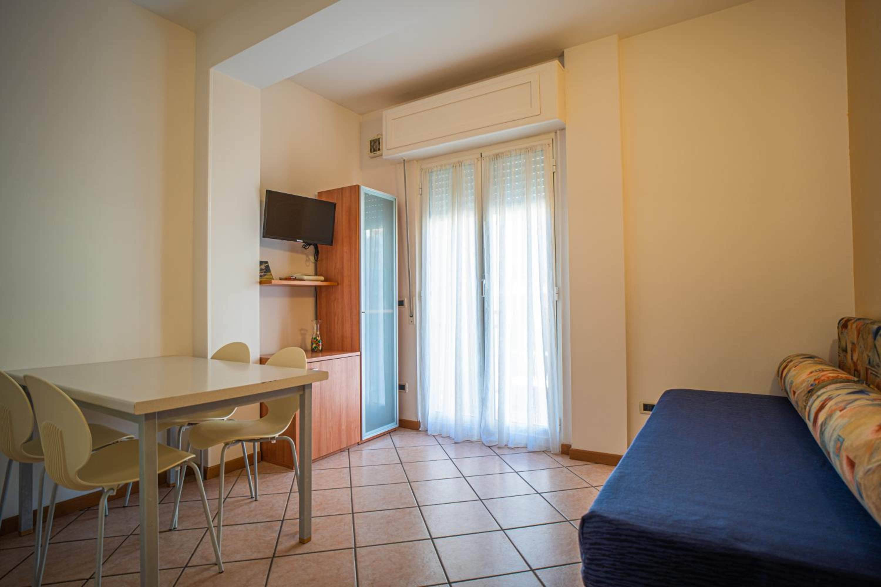 Apartment photo 1