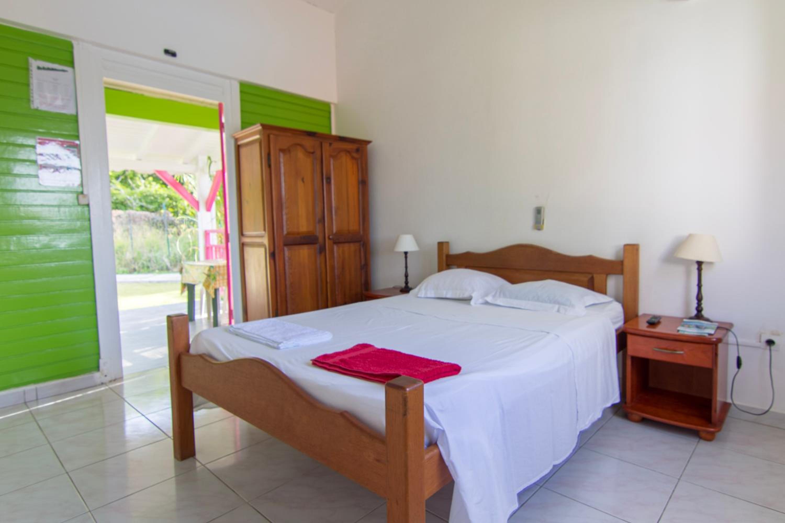 One-Bedroom House photo 3