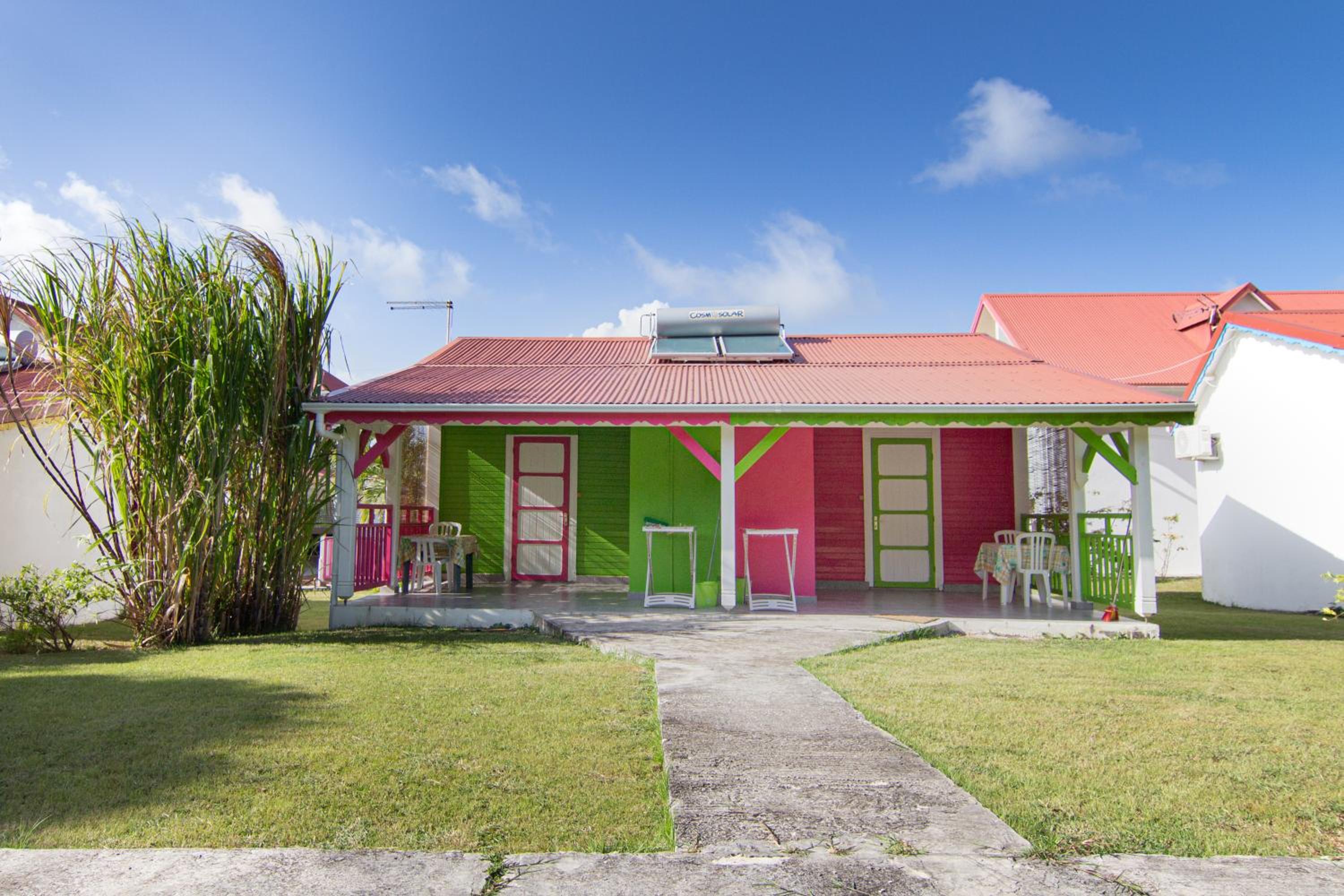 One-Bedroom House photo 1