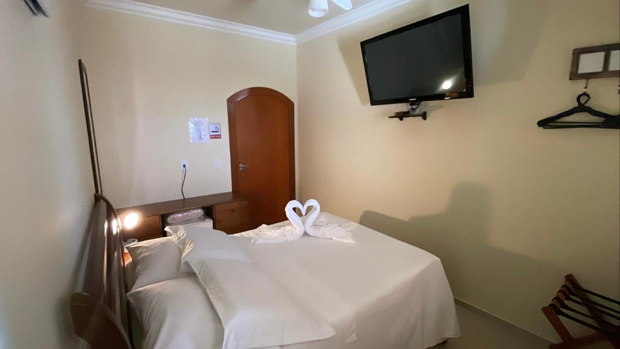 Double Room - Photo 2