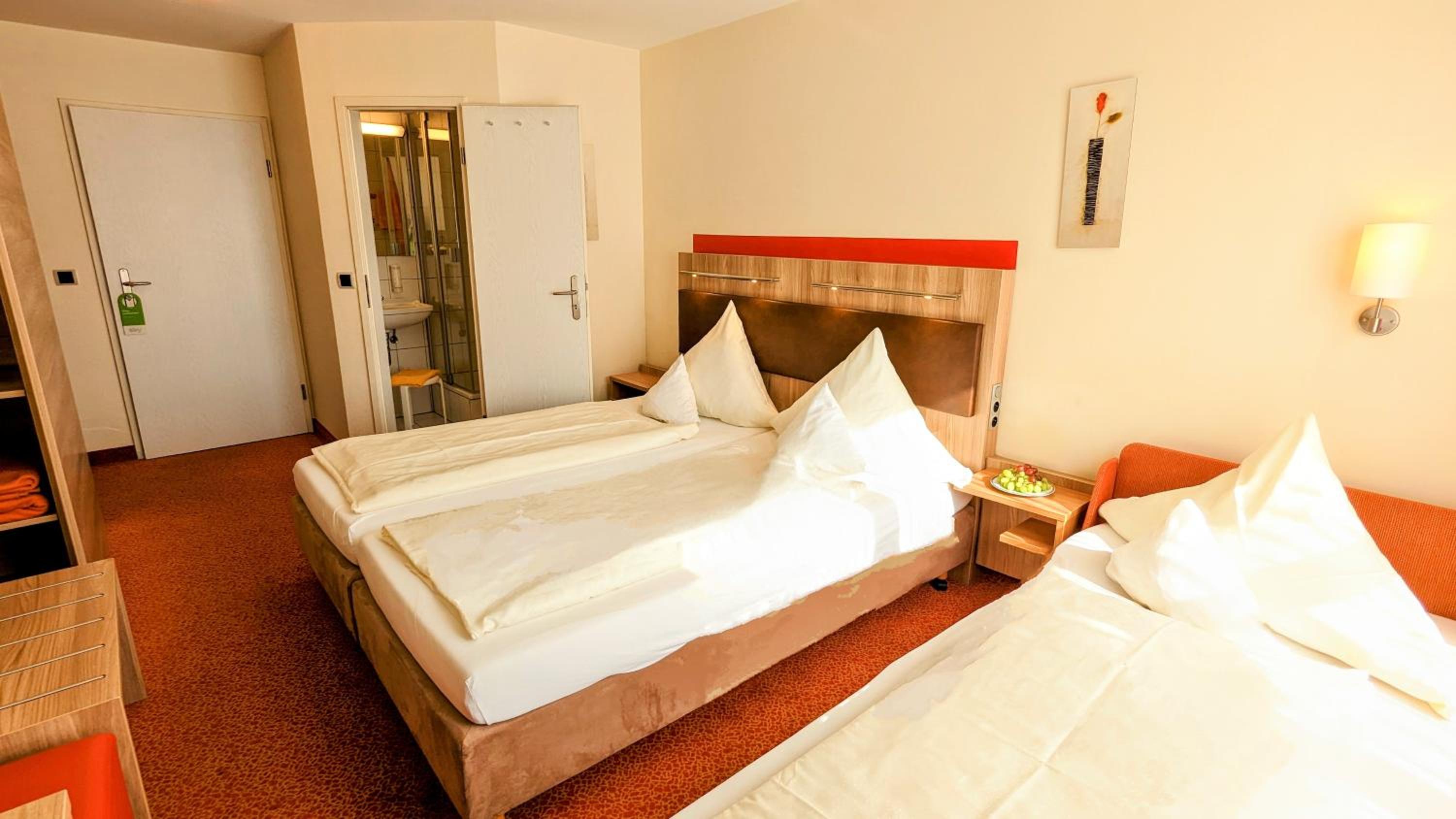Triple Room - Photo 1