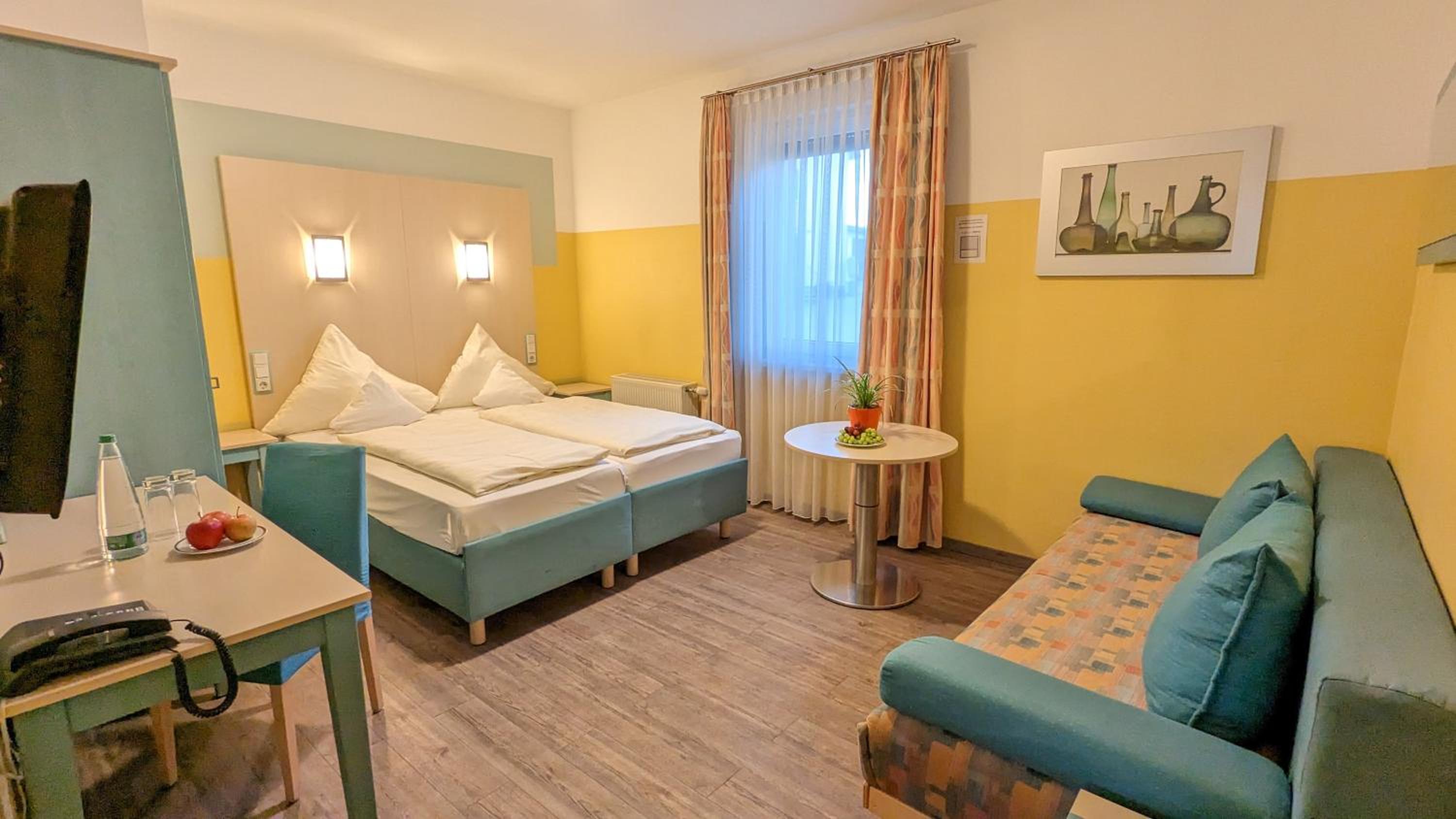 Quadruple Room - Photo 6