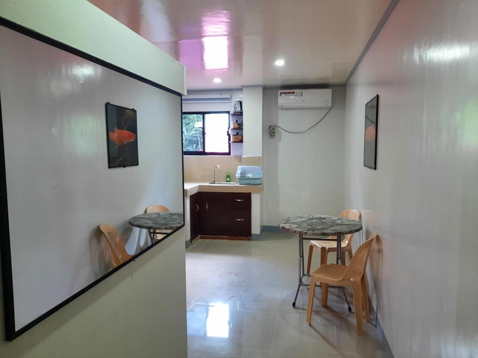 Standard Studio - Photo 4