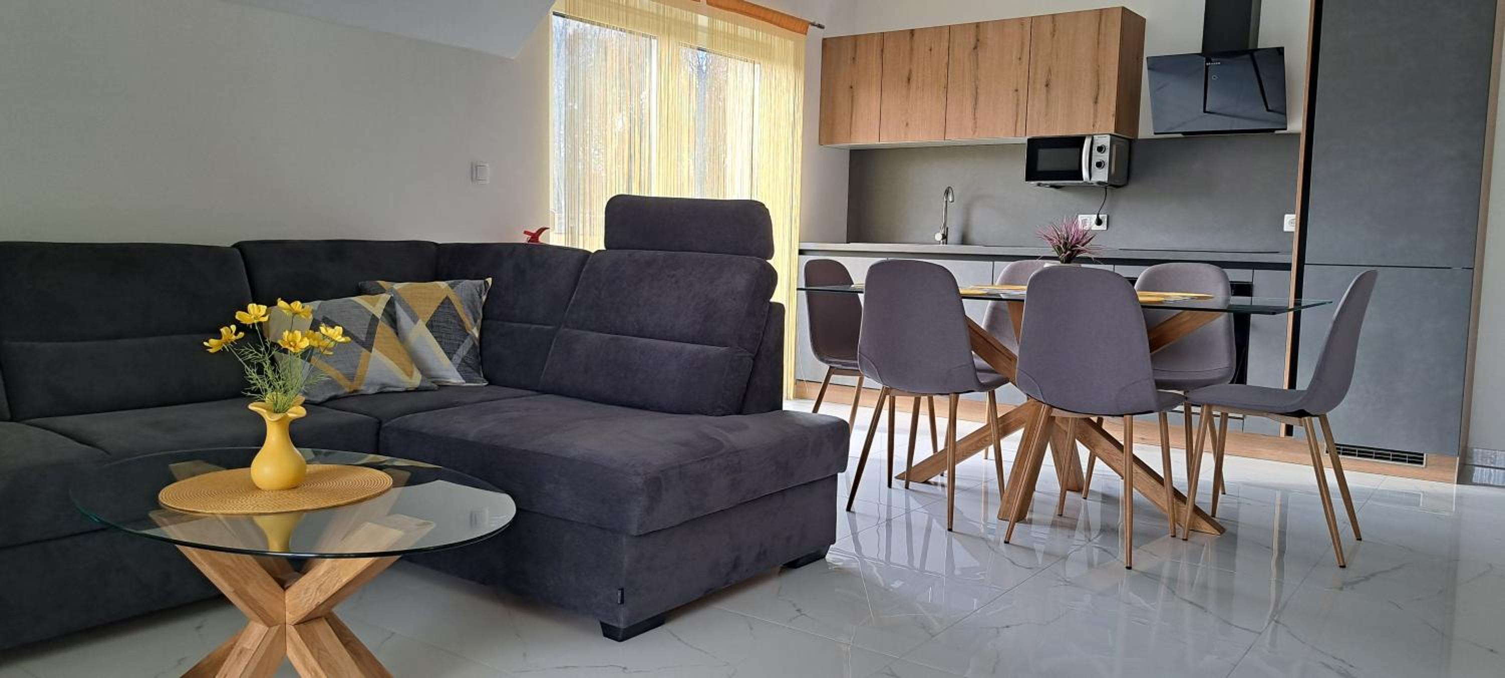Two-Bedroom Apartment with Terrace photo 1