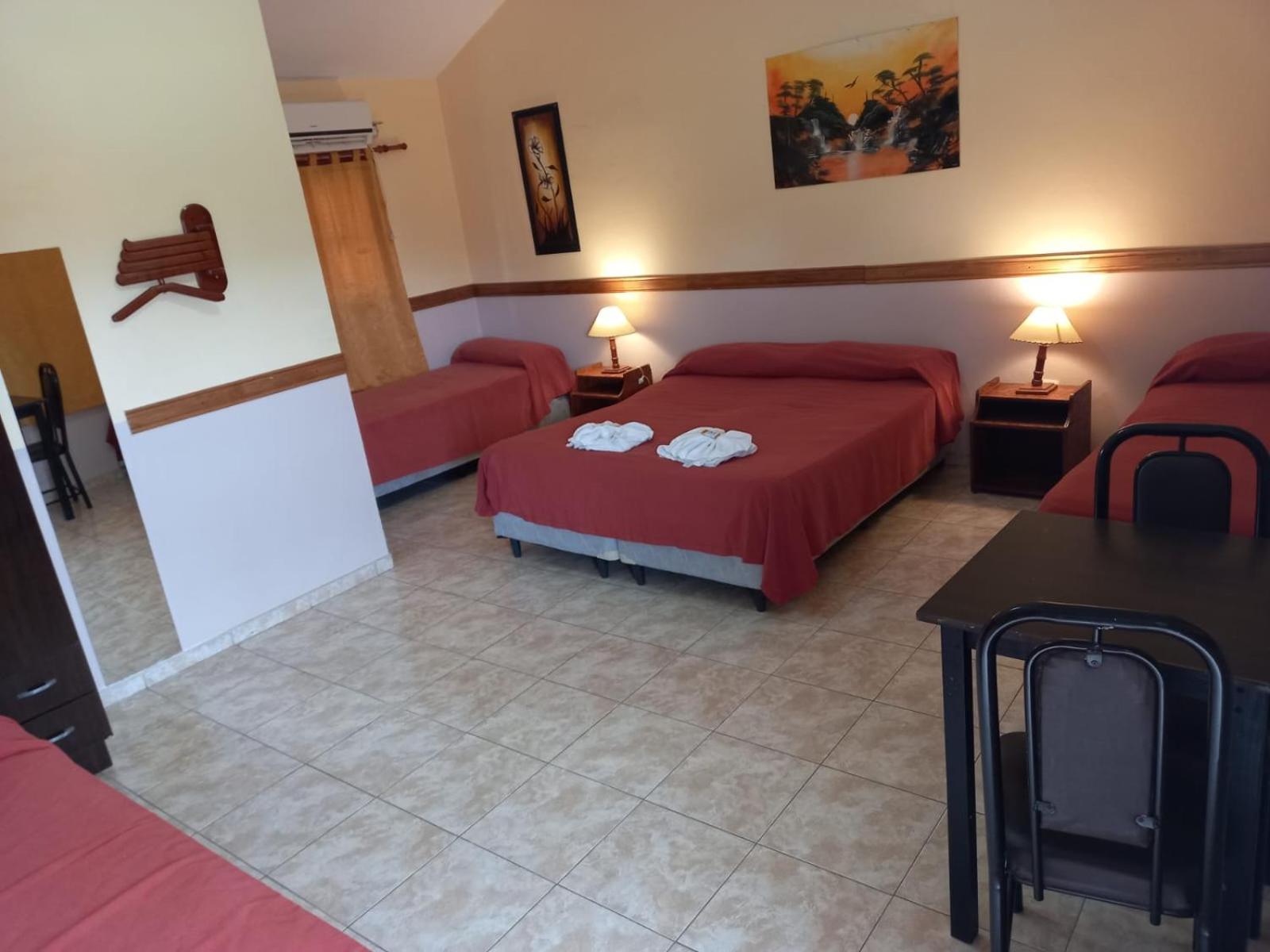 Deluxe Double or Twin Room photo 1