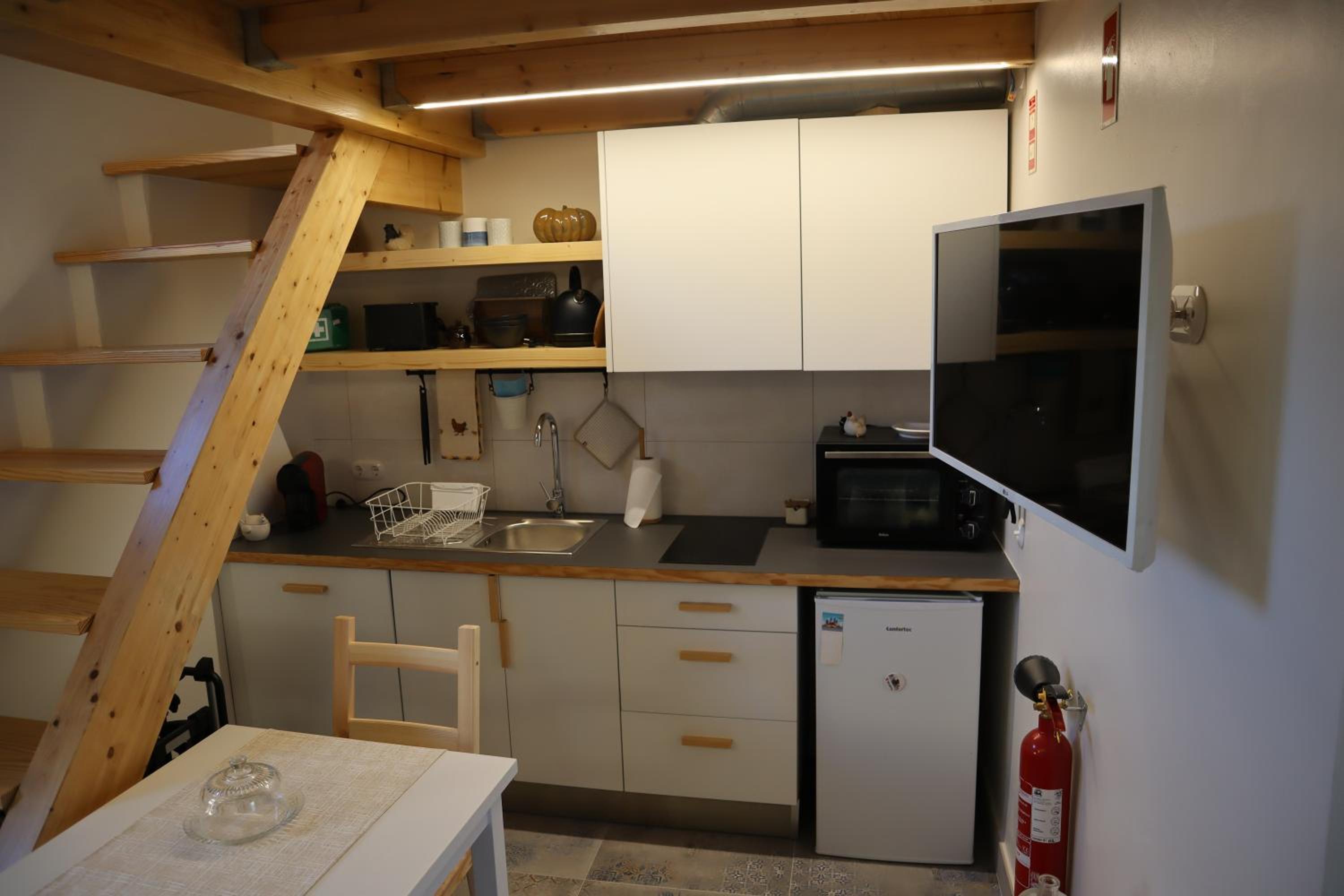 One-Bedroom House photo 2