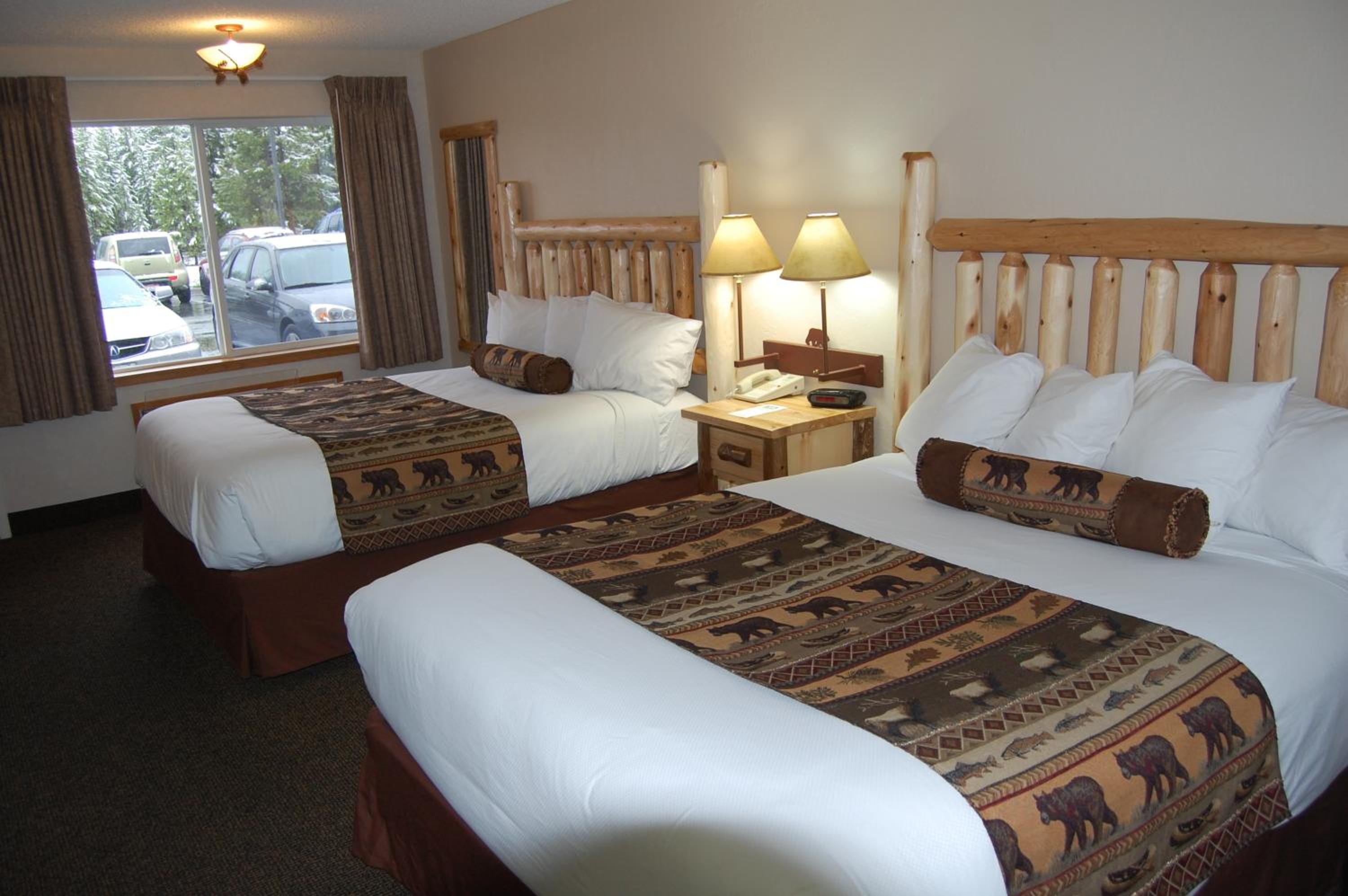 Deluxe queen room