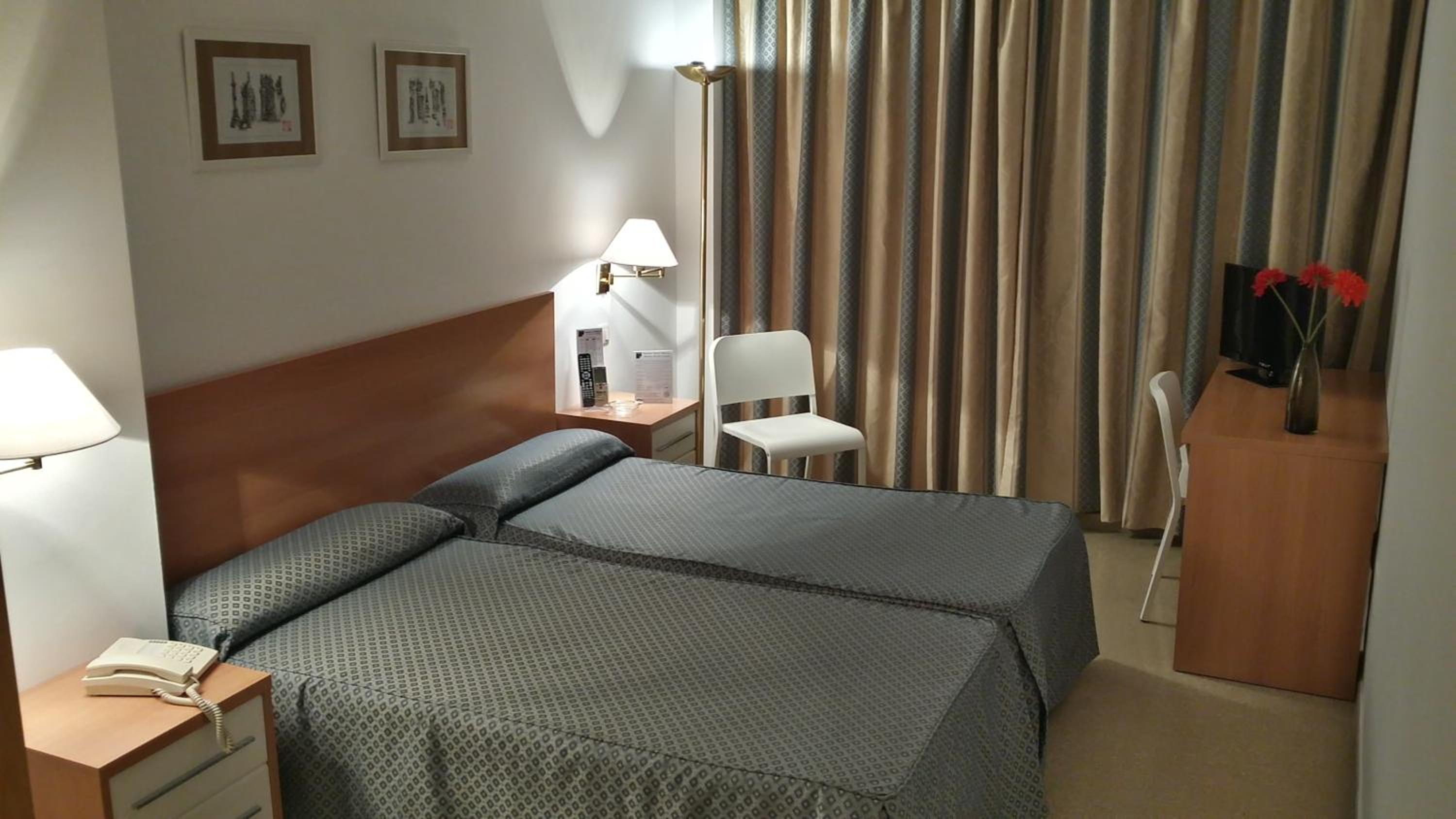Double Room with Sea View photo 3