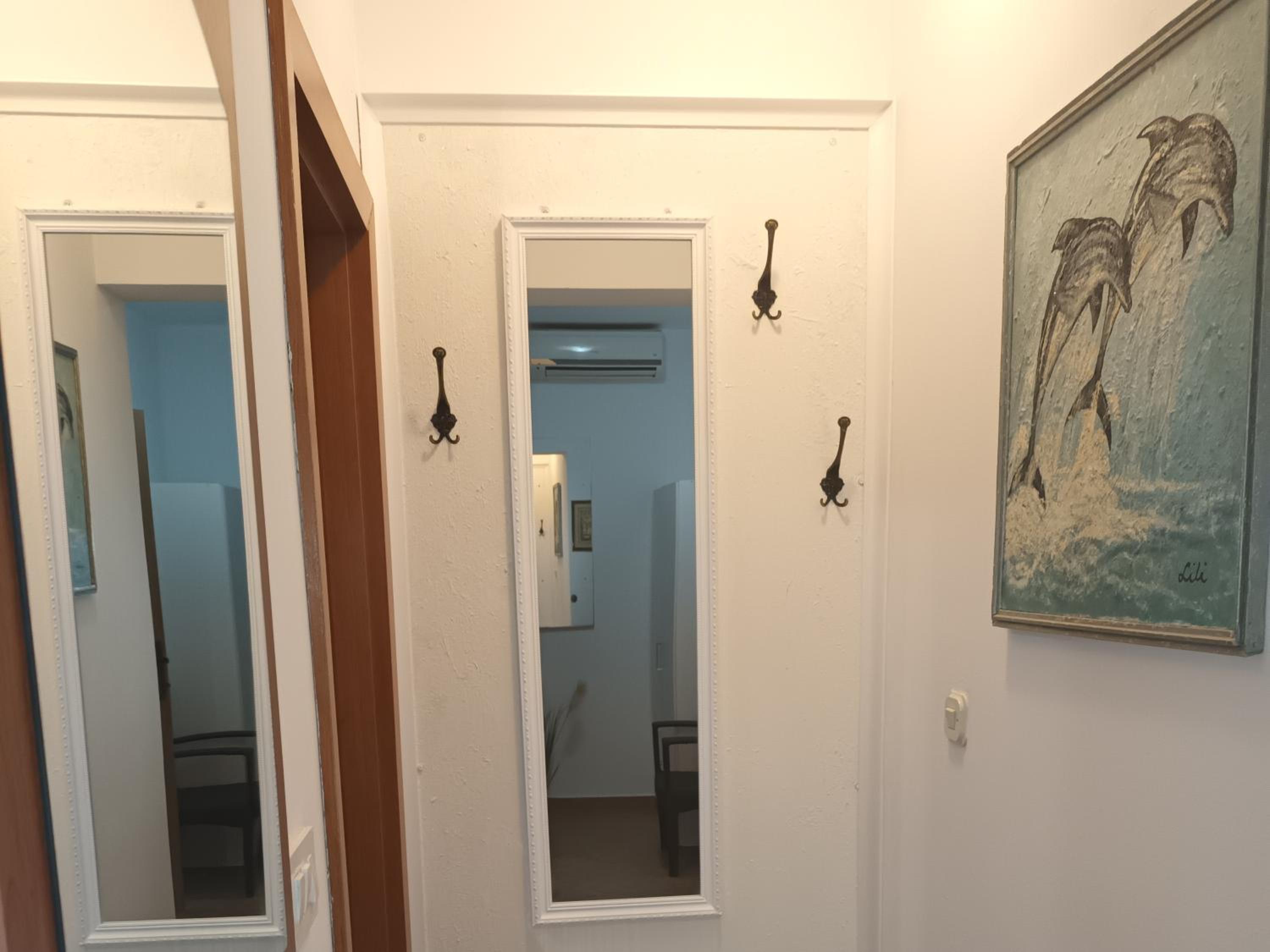One-Bedroom Apartment - Photo 15