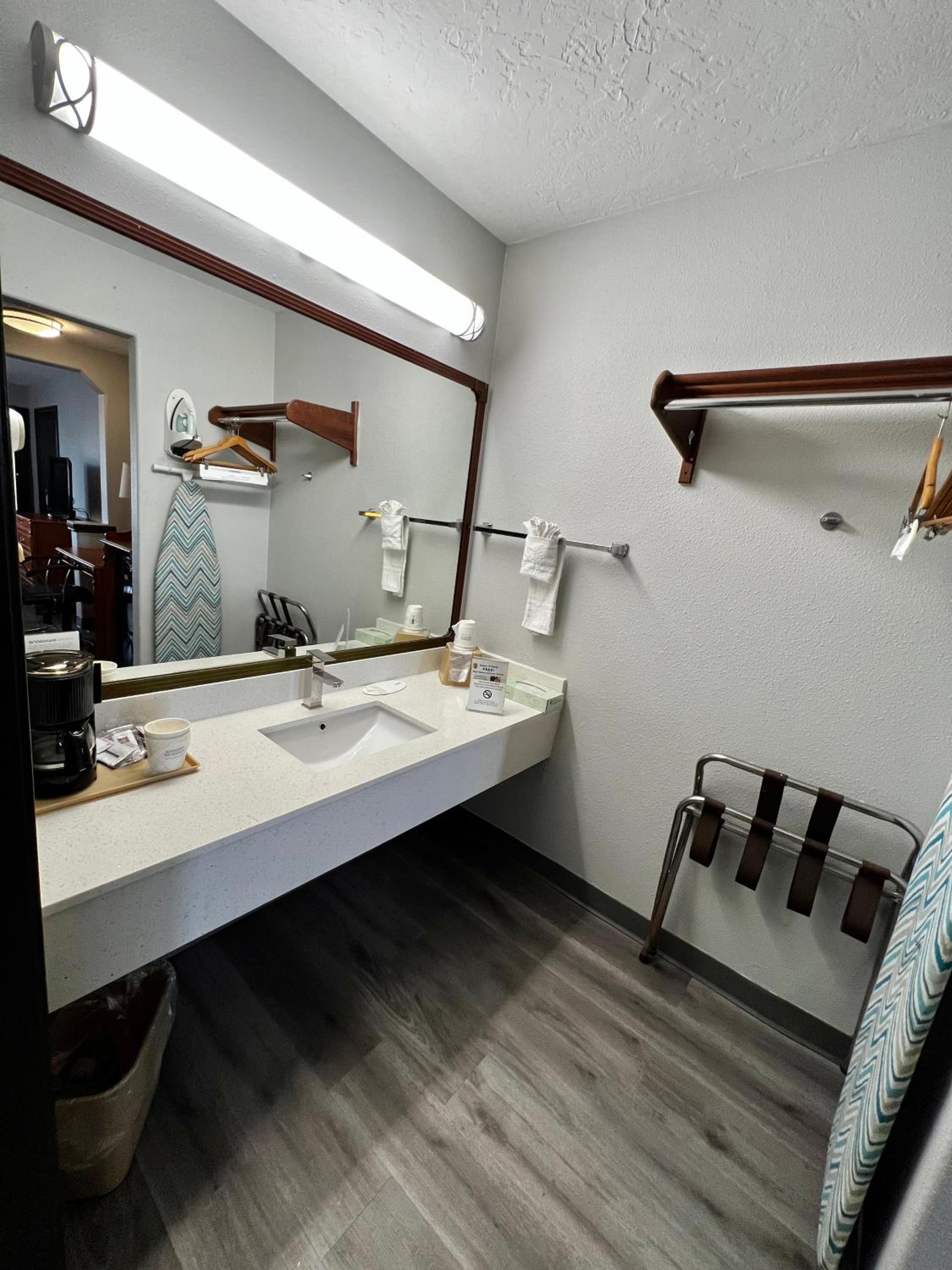 King Room - Smoking  - Photo 4
