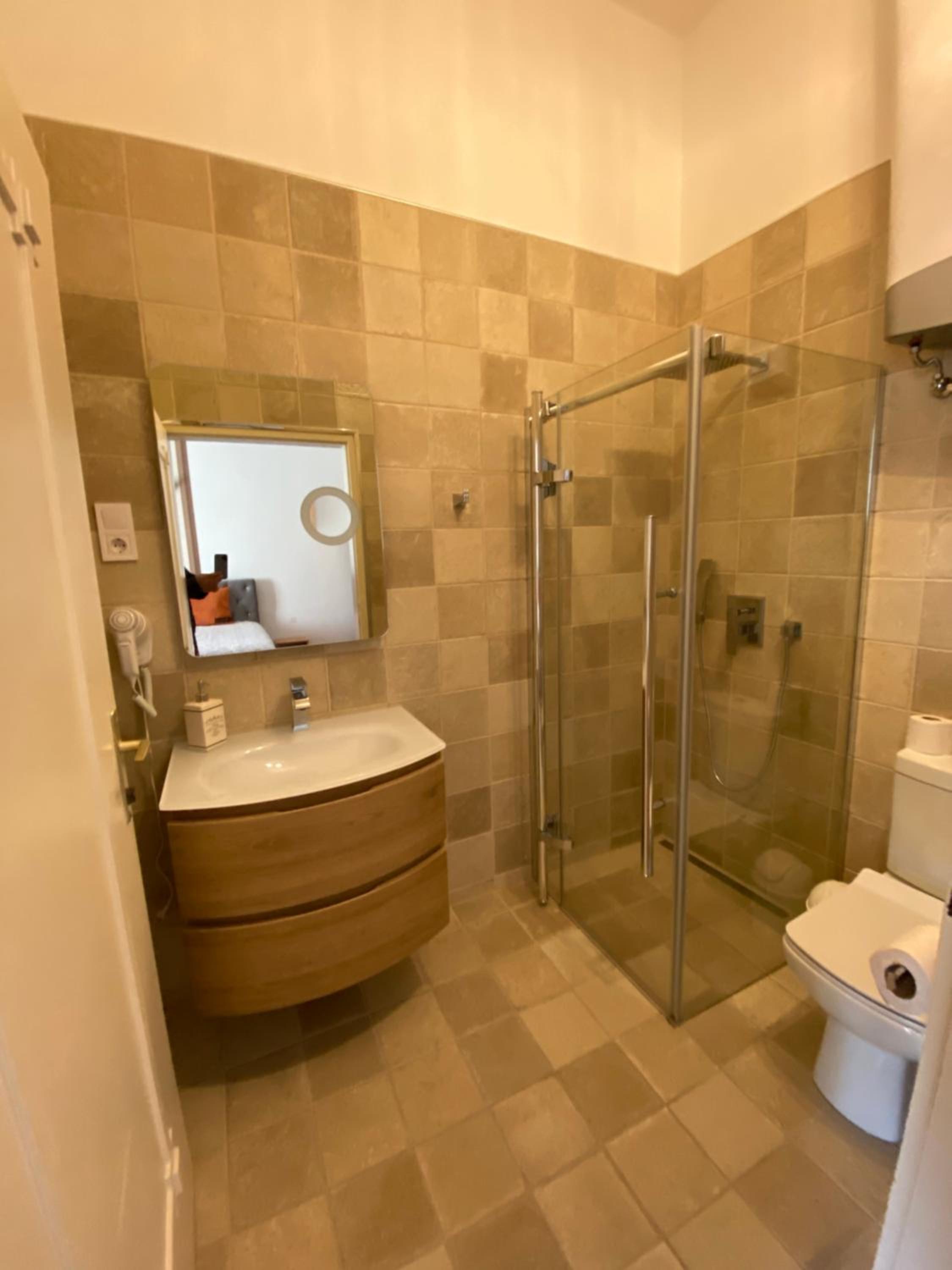 Family Room with Bathroom - Photo 10