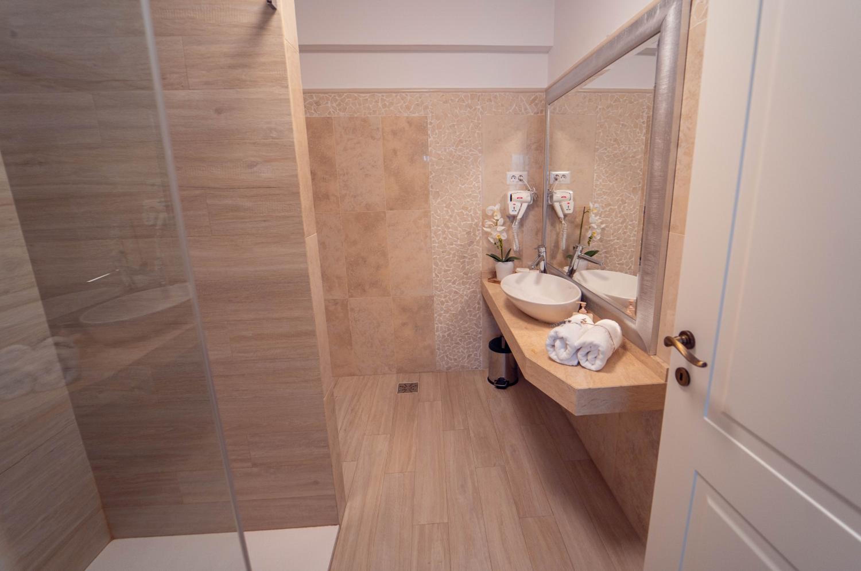 Superior Double Room photo 3