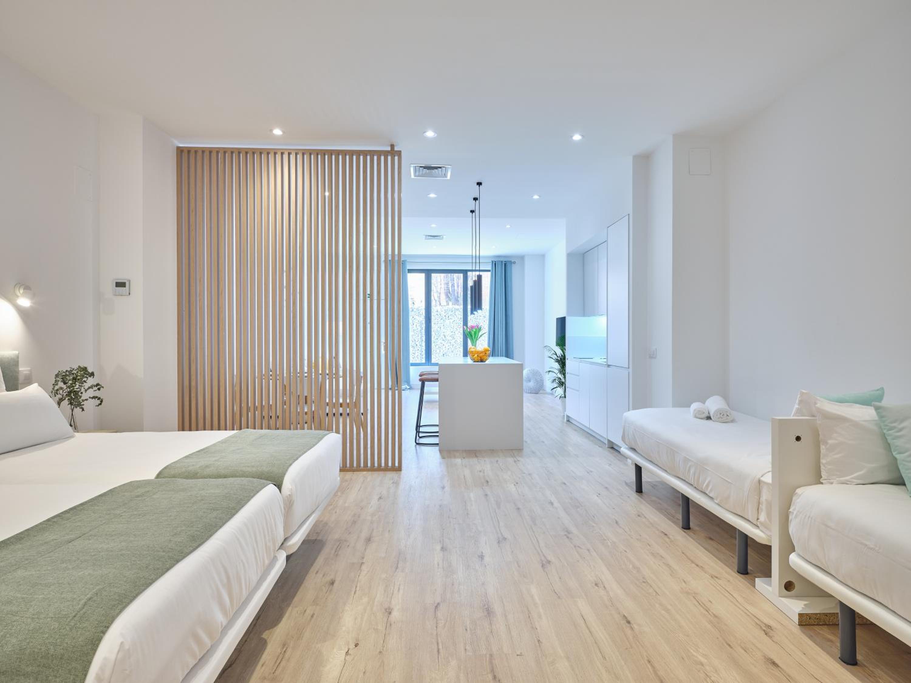 Family Suite - Photo 10
