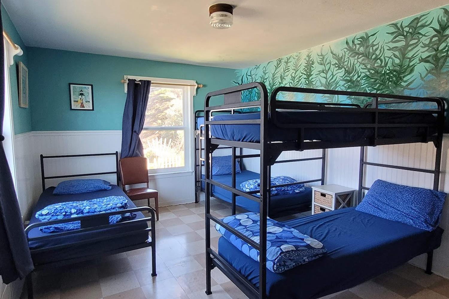 Four-Bedroom House photo 1