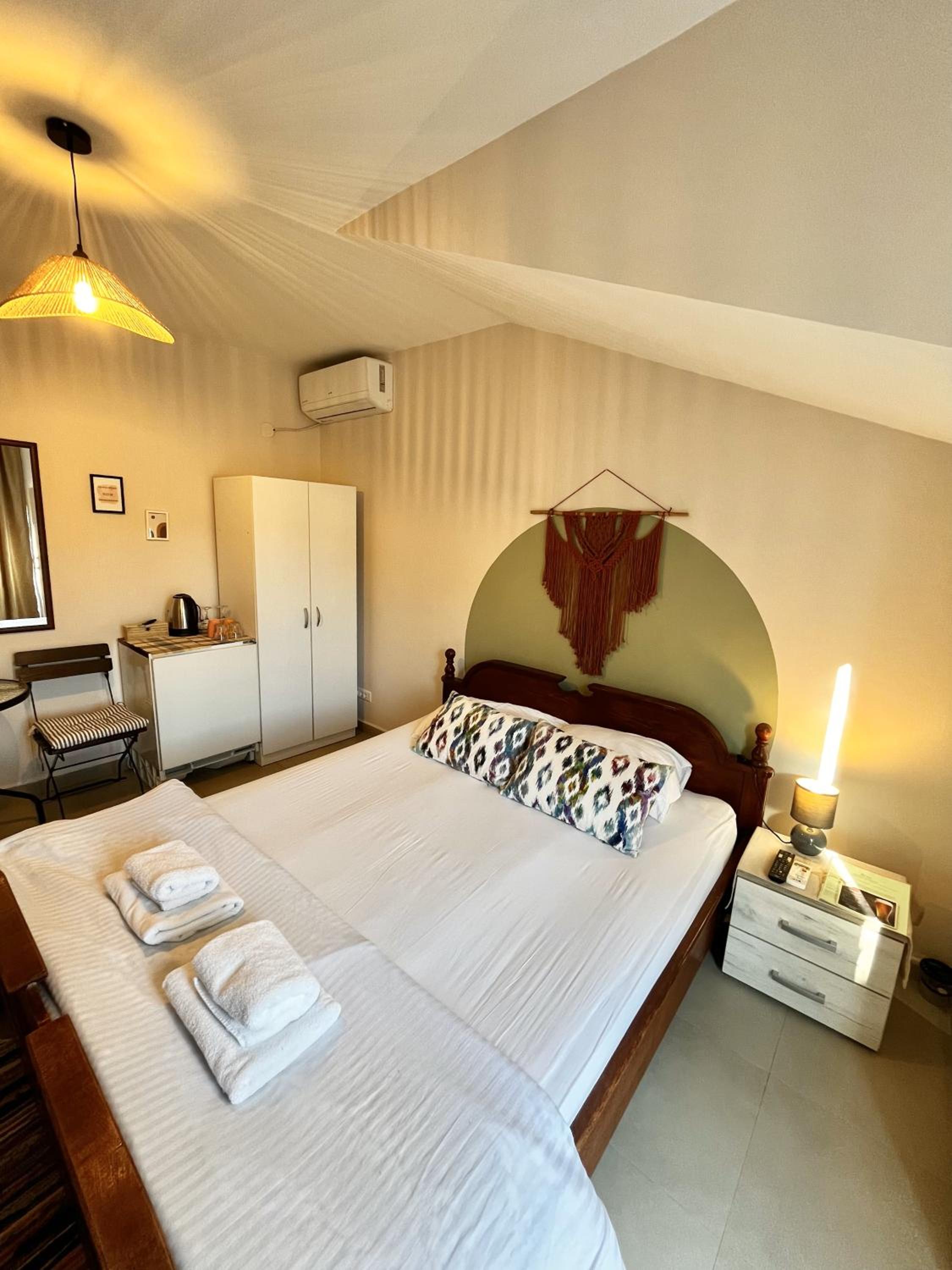 Comfort Double Room with Balcony - Photo 5