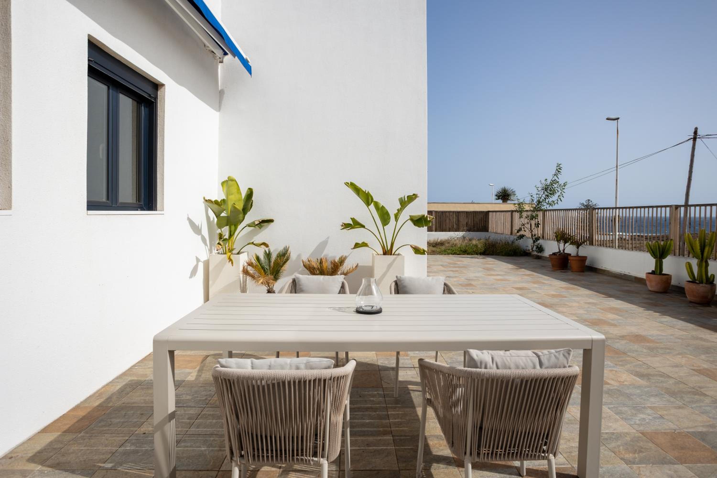 Three-Bedroom Villa photo 2