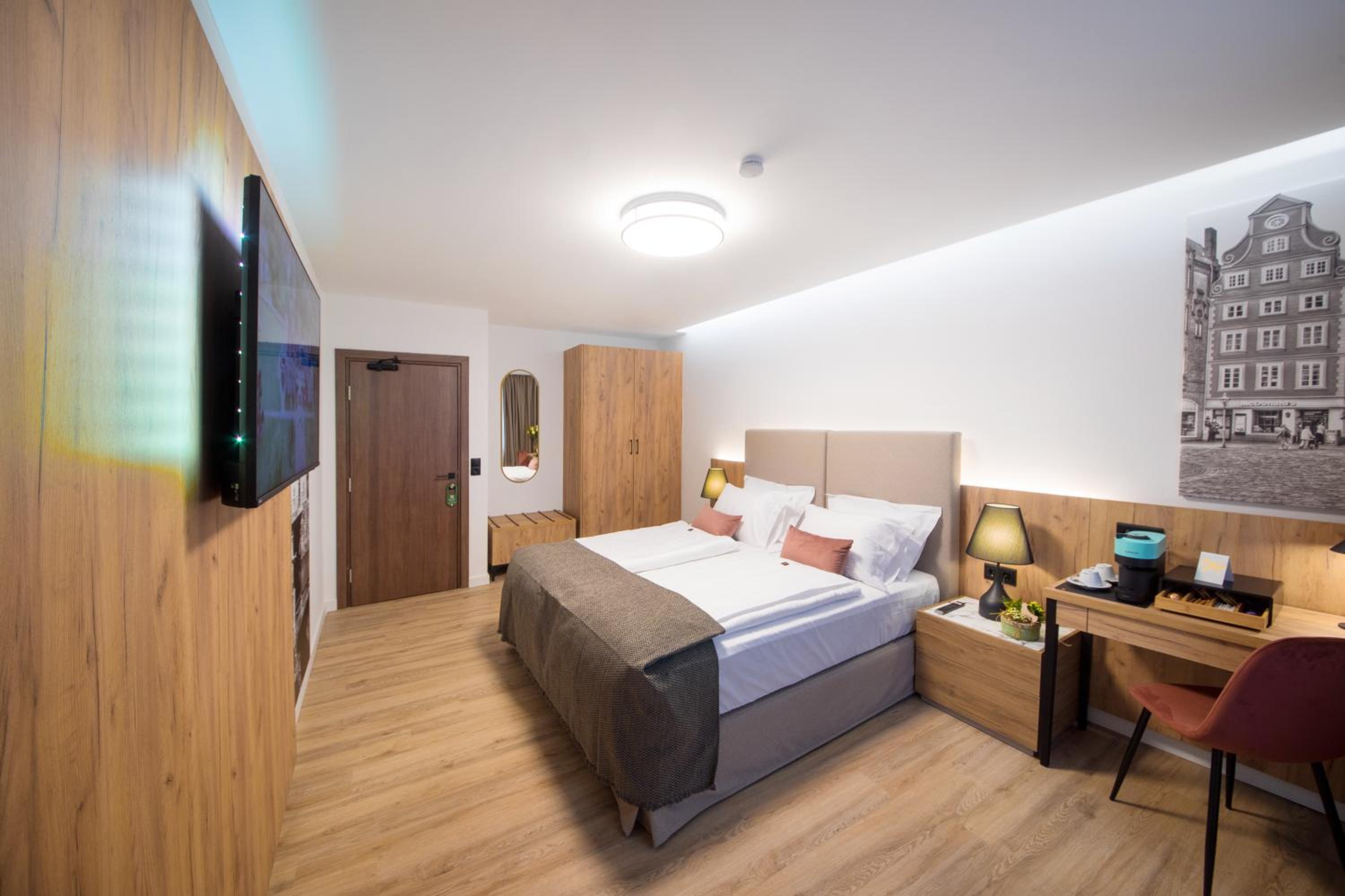 Deluxe Double or Twin Room photo 2