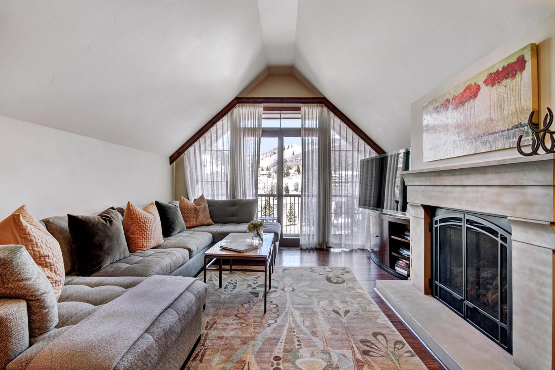 Four-Bedroom Apartment