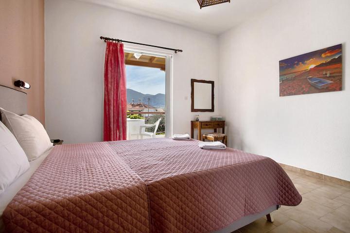 Budget Double Room photo 3