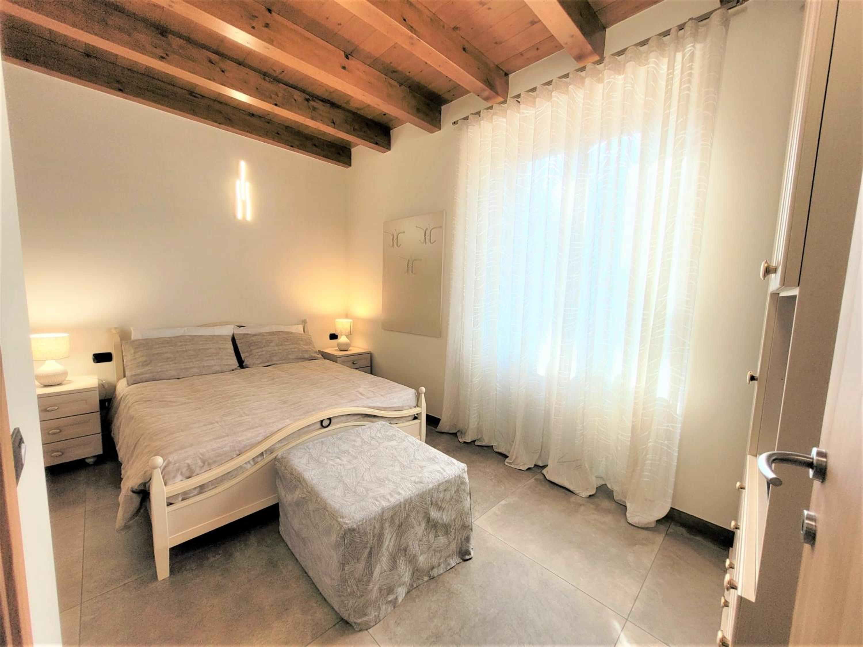 Two-Bedroom House photo 3