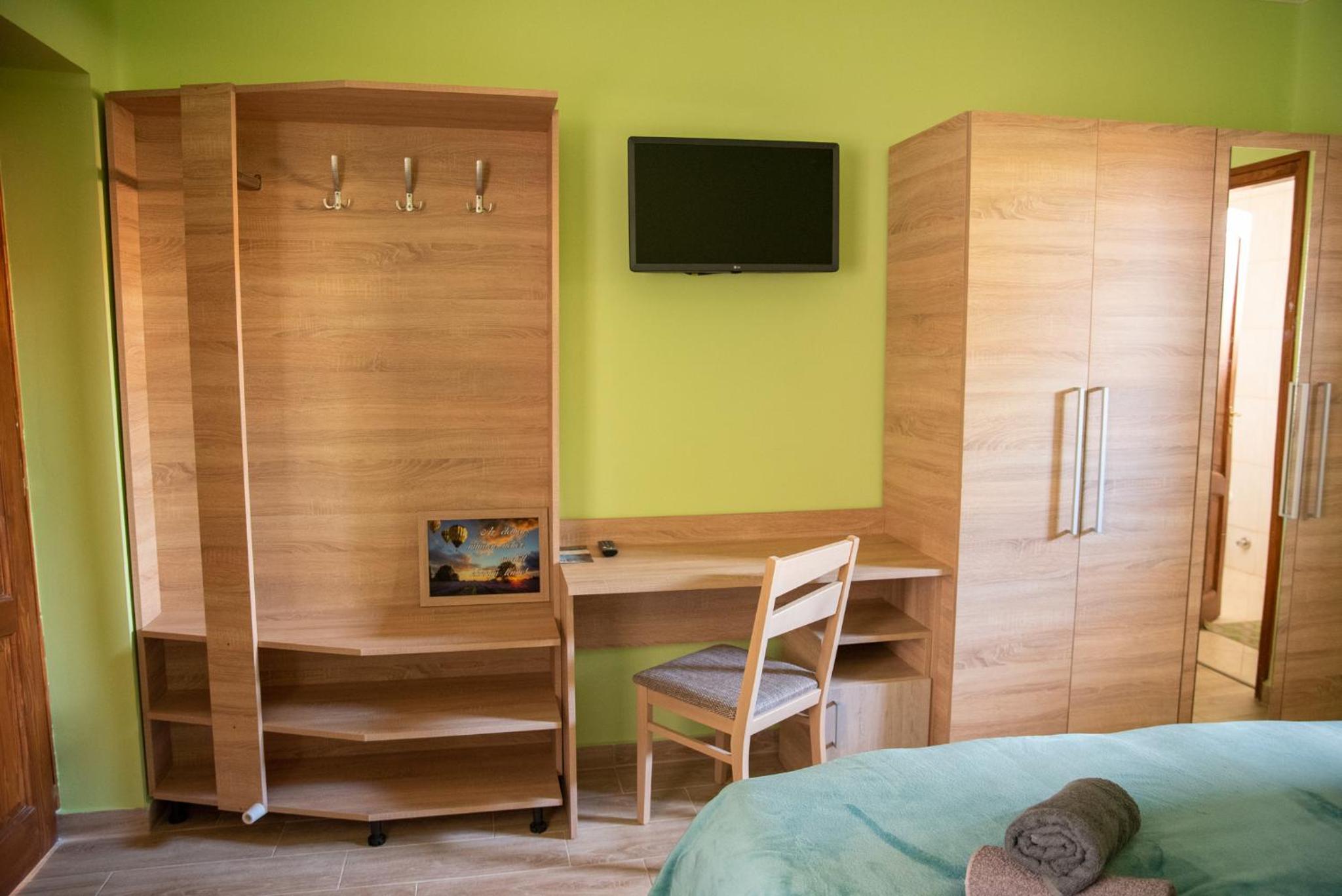 Triple Room photo 1