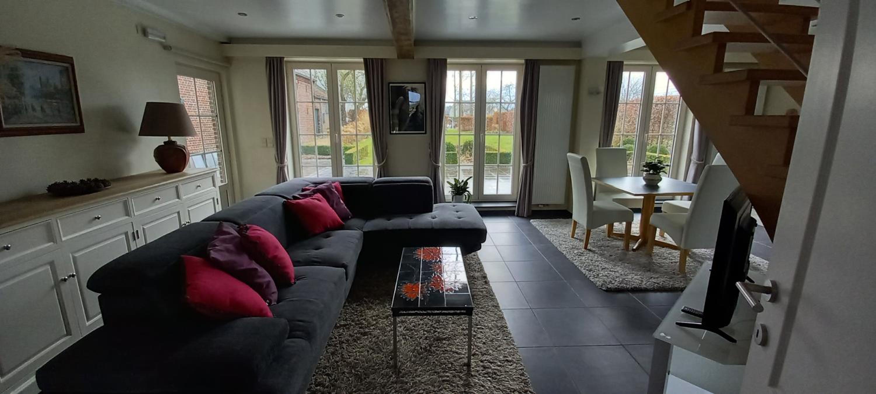 Three-Bedroom House photo 3