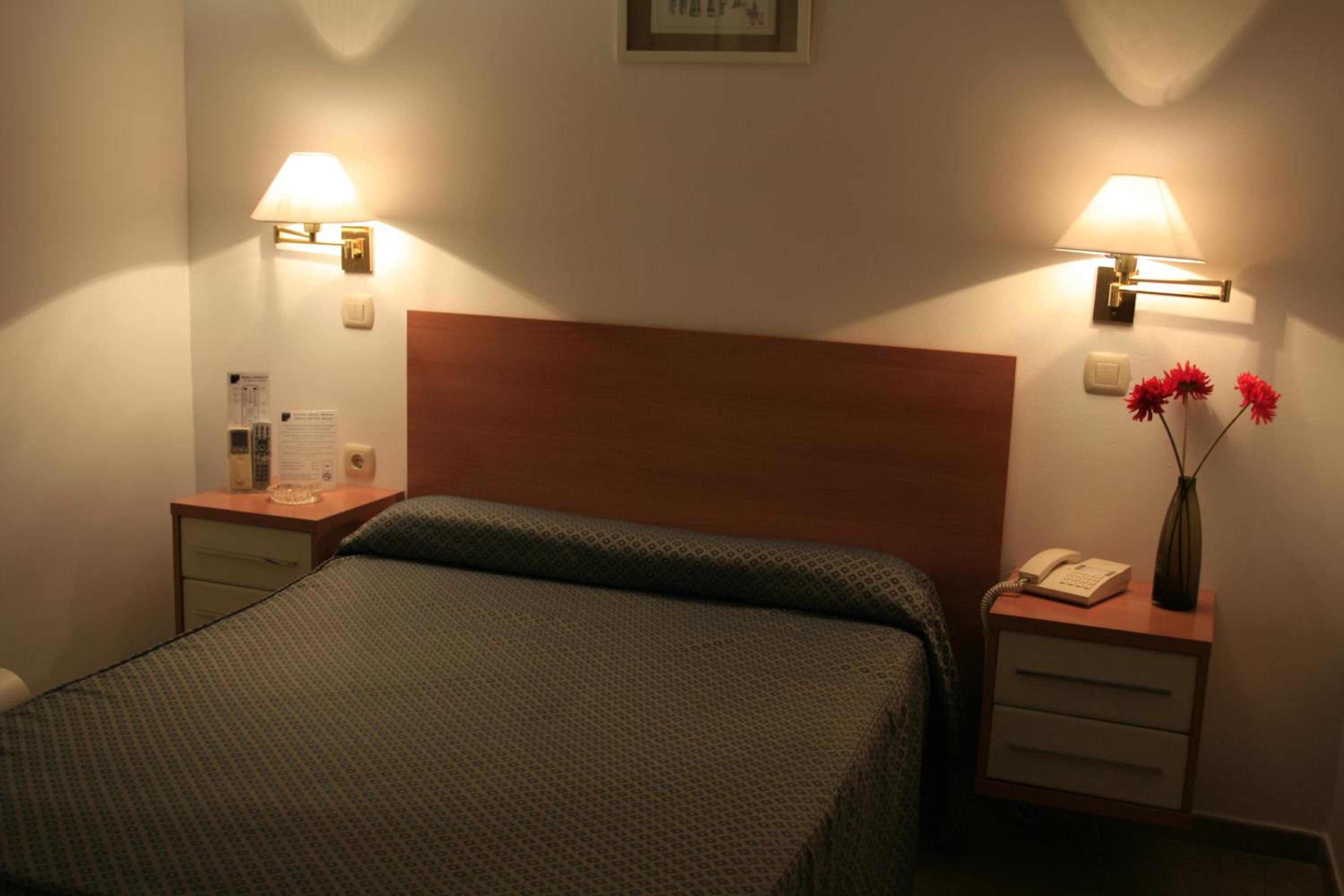Single Room photo 1