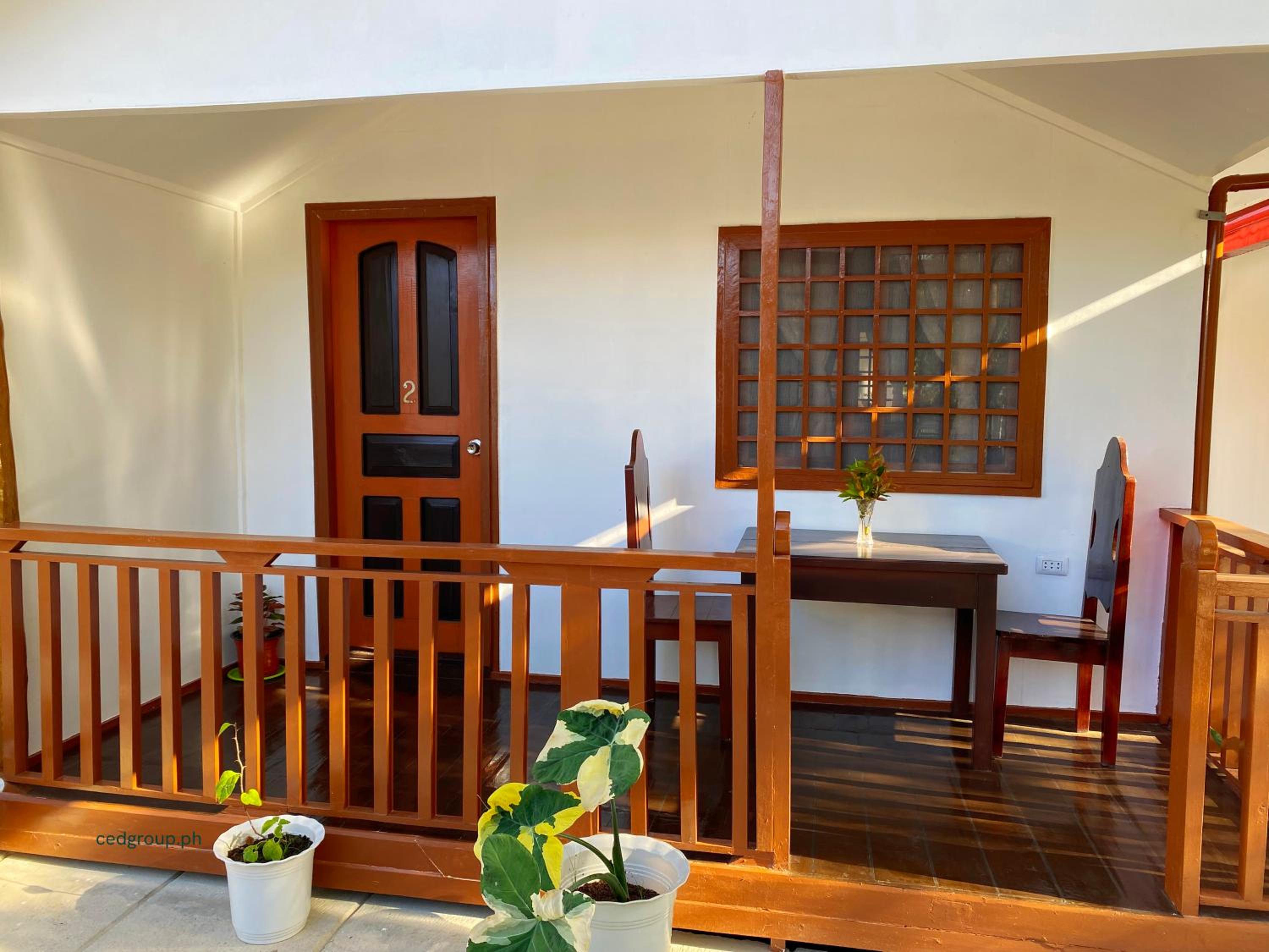 Villa photo 2