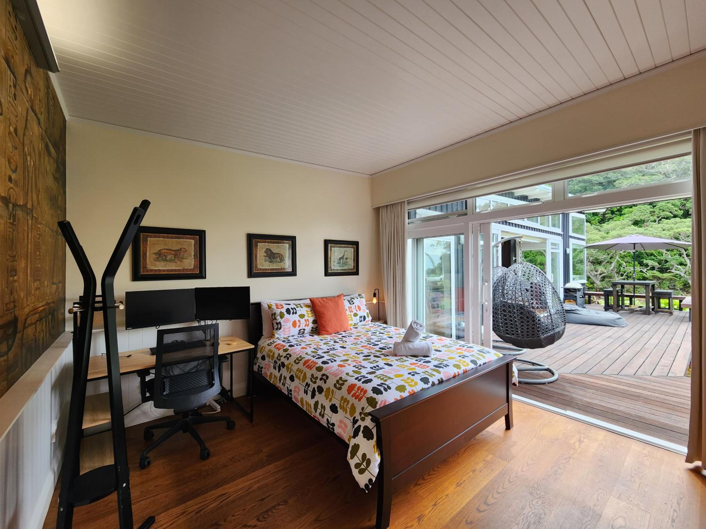 Four-Bedroom House photo 1