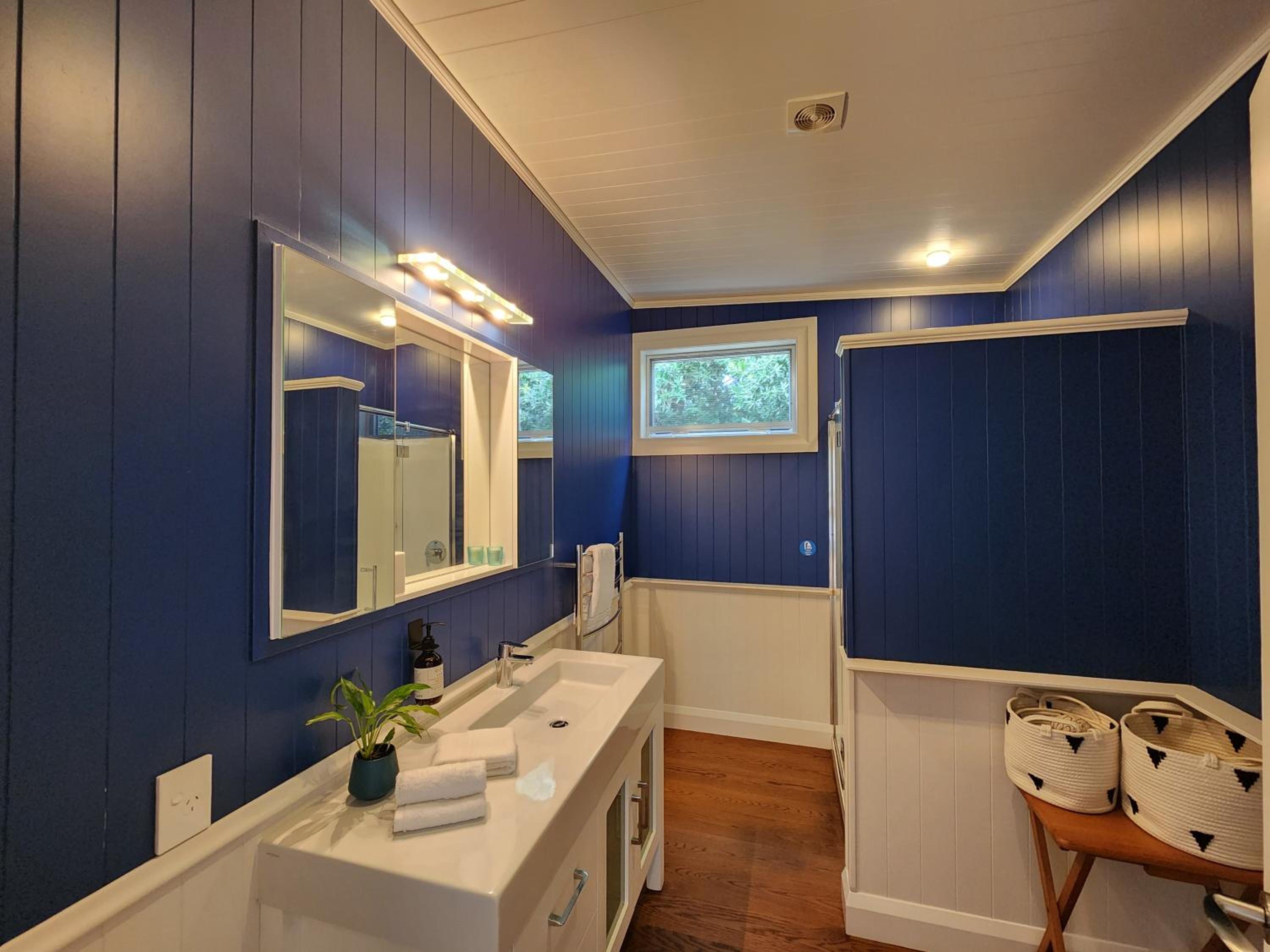 Four-Bedroom House photo 2