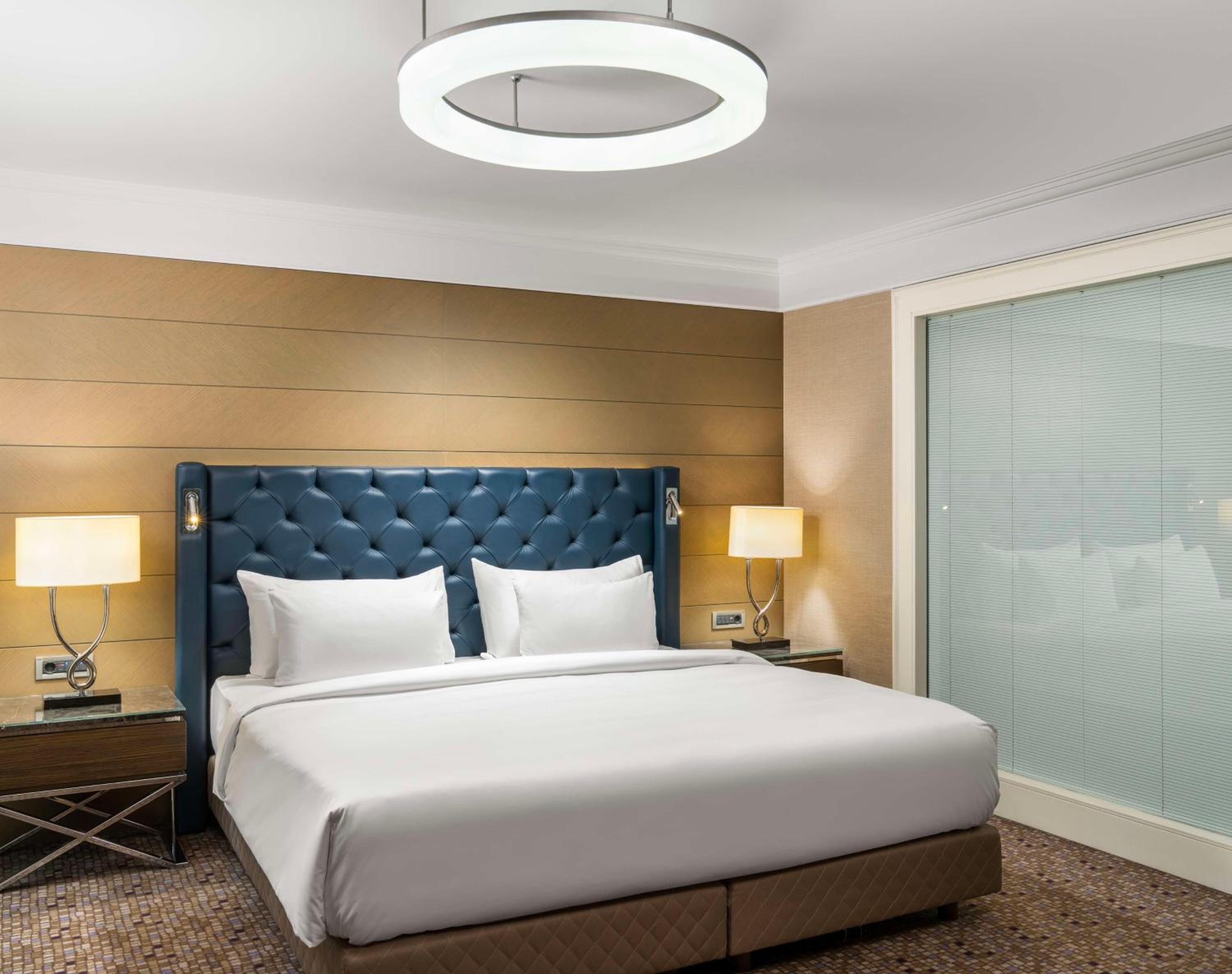 Suite with City View - Lounge Access - Photo 3