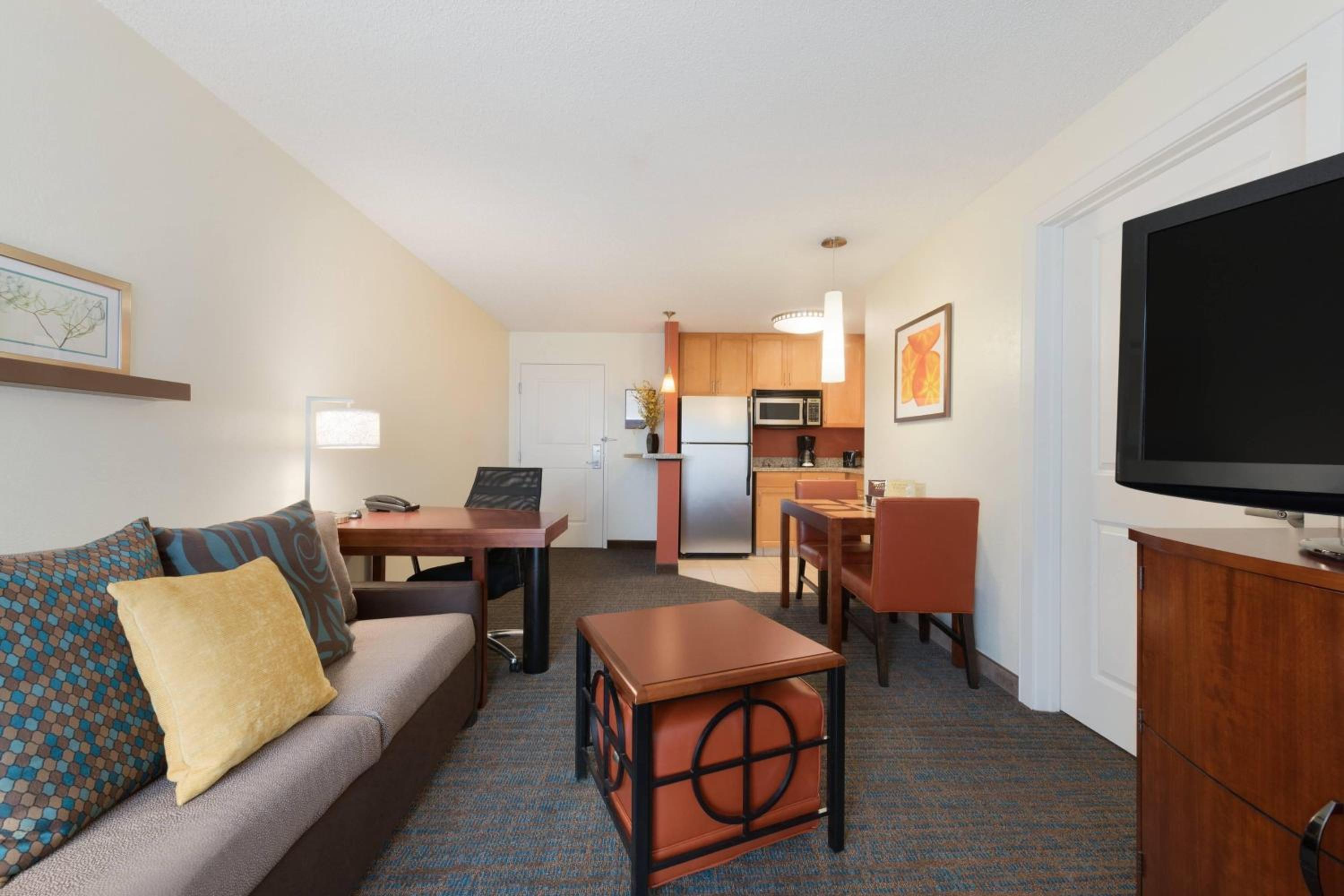 One-Bedroom King Suite - Photo 1