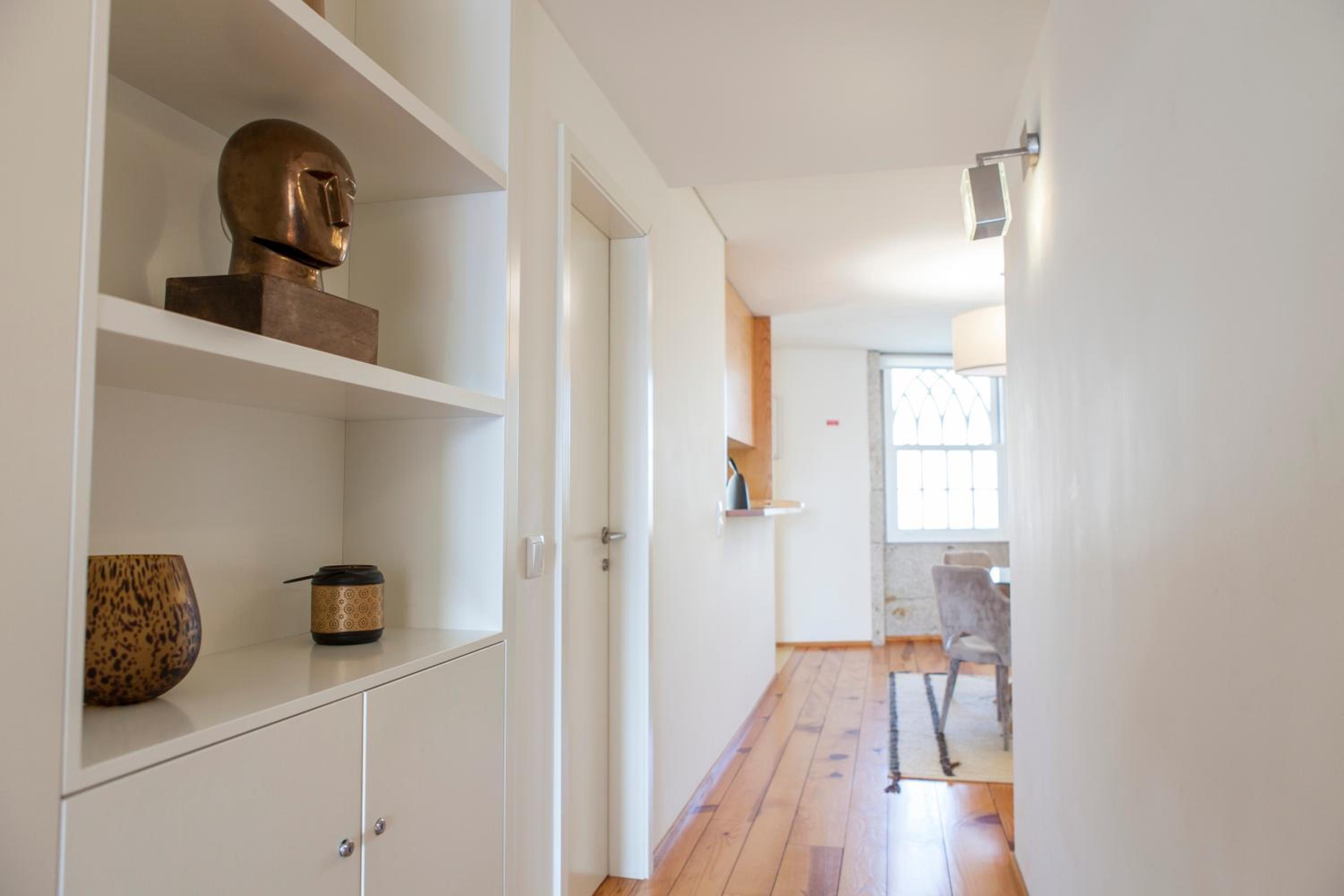 Two-Bedroom Apartment - Photo 11