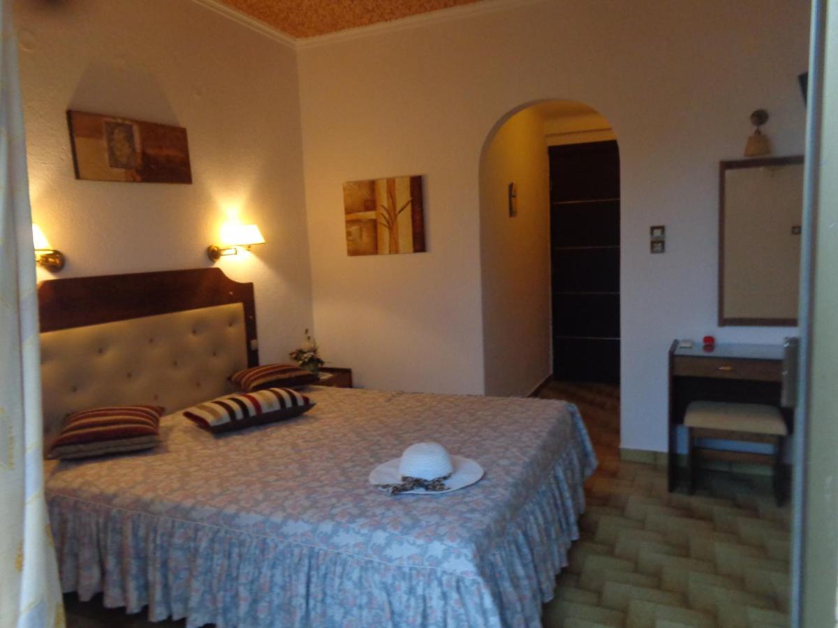 Double or Twin Room photo 1
