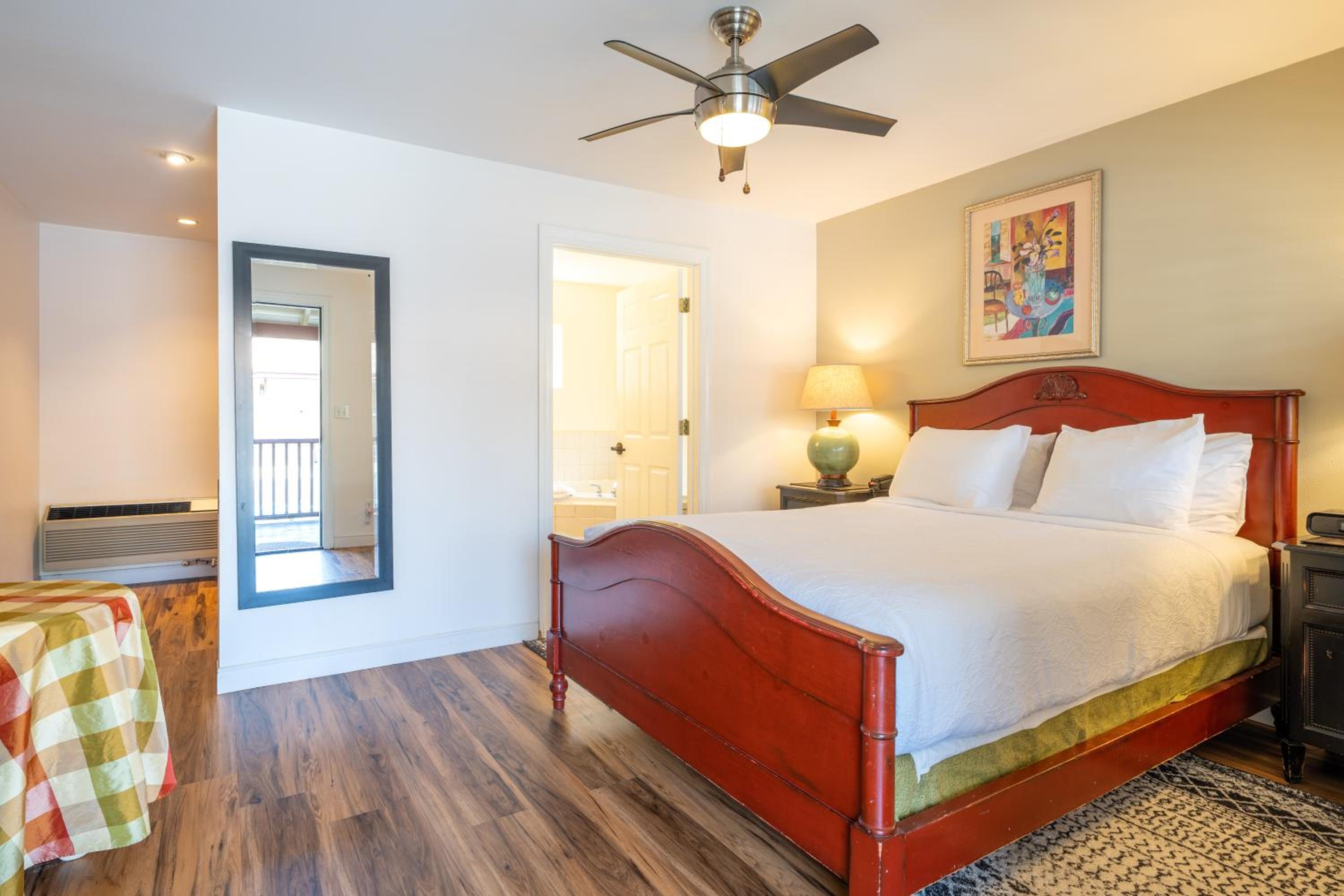 Deluxe Queen Room photo 2
