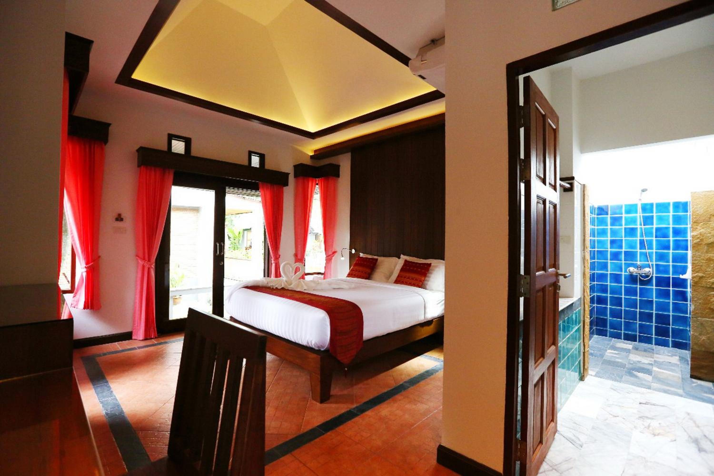 Honey Deluxe Double Room - Photo 11