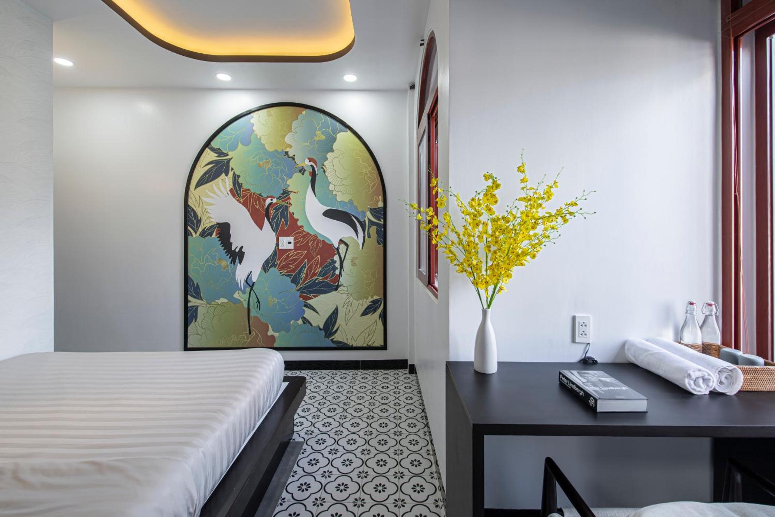 Deluxe King Room - Photo 4