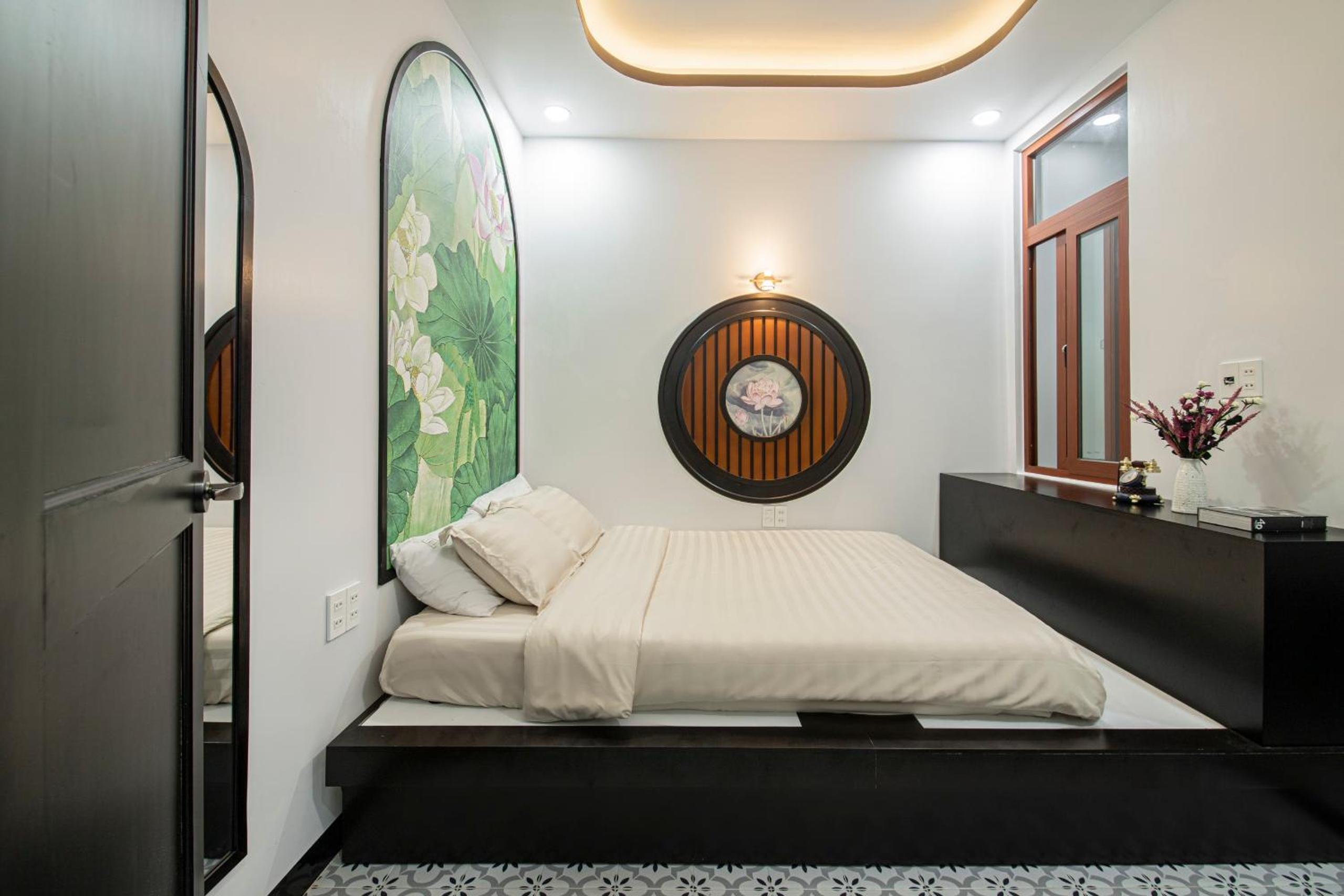 Superior King Room - Photo 13
