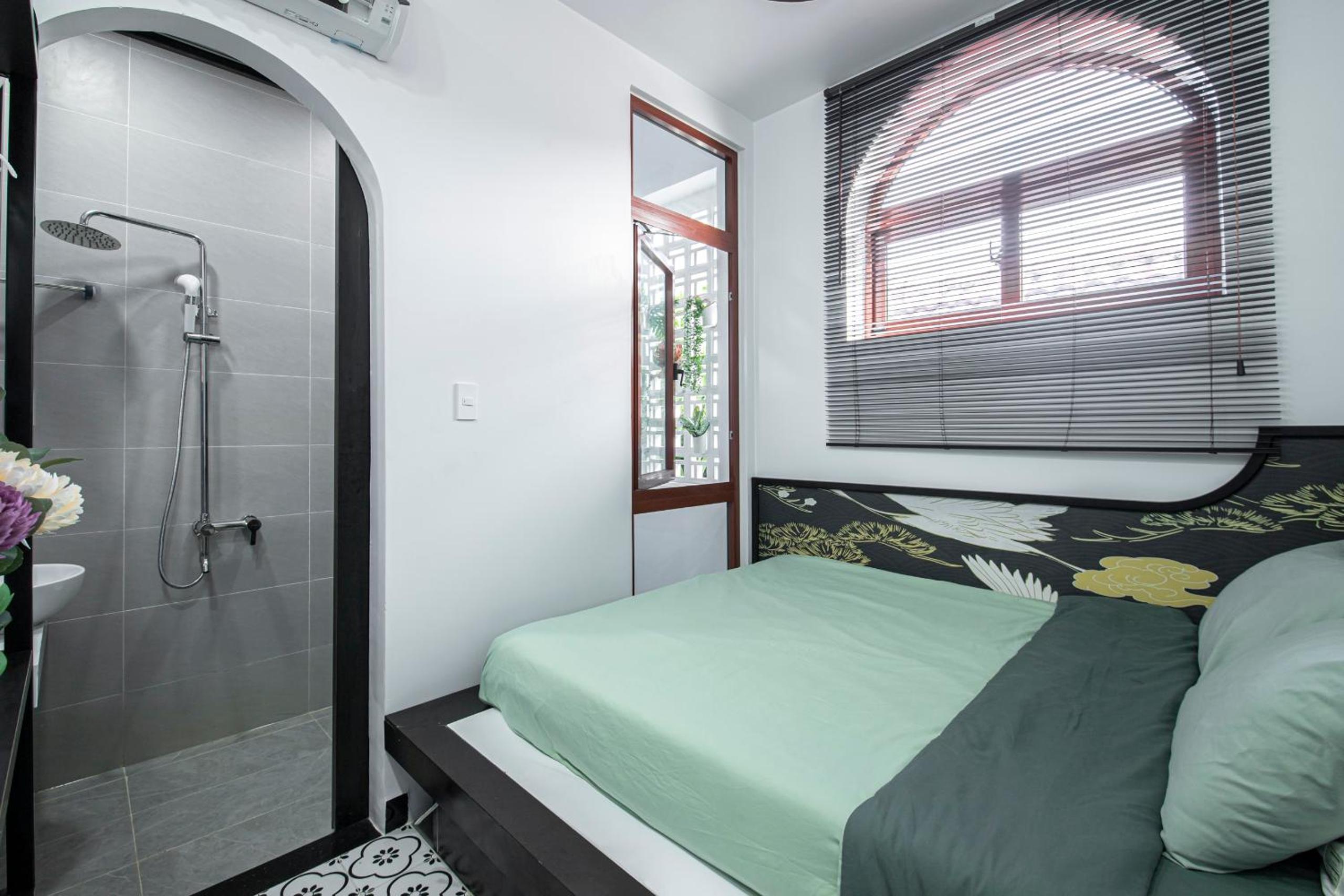 Superior King Room - Photo 15