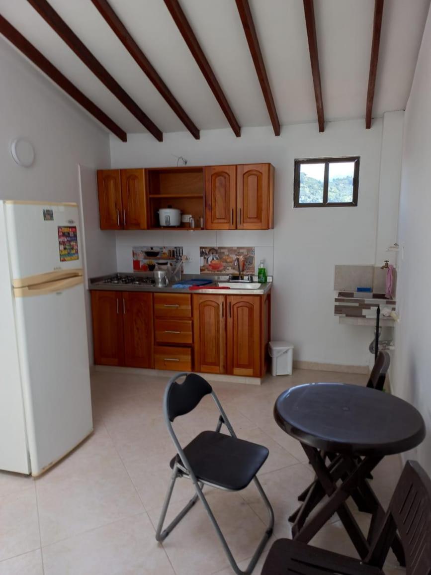 Apartment photo 3