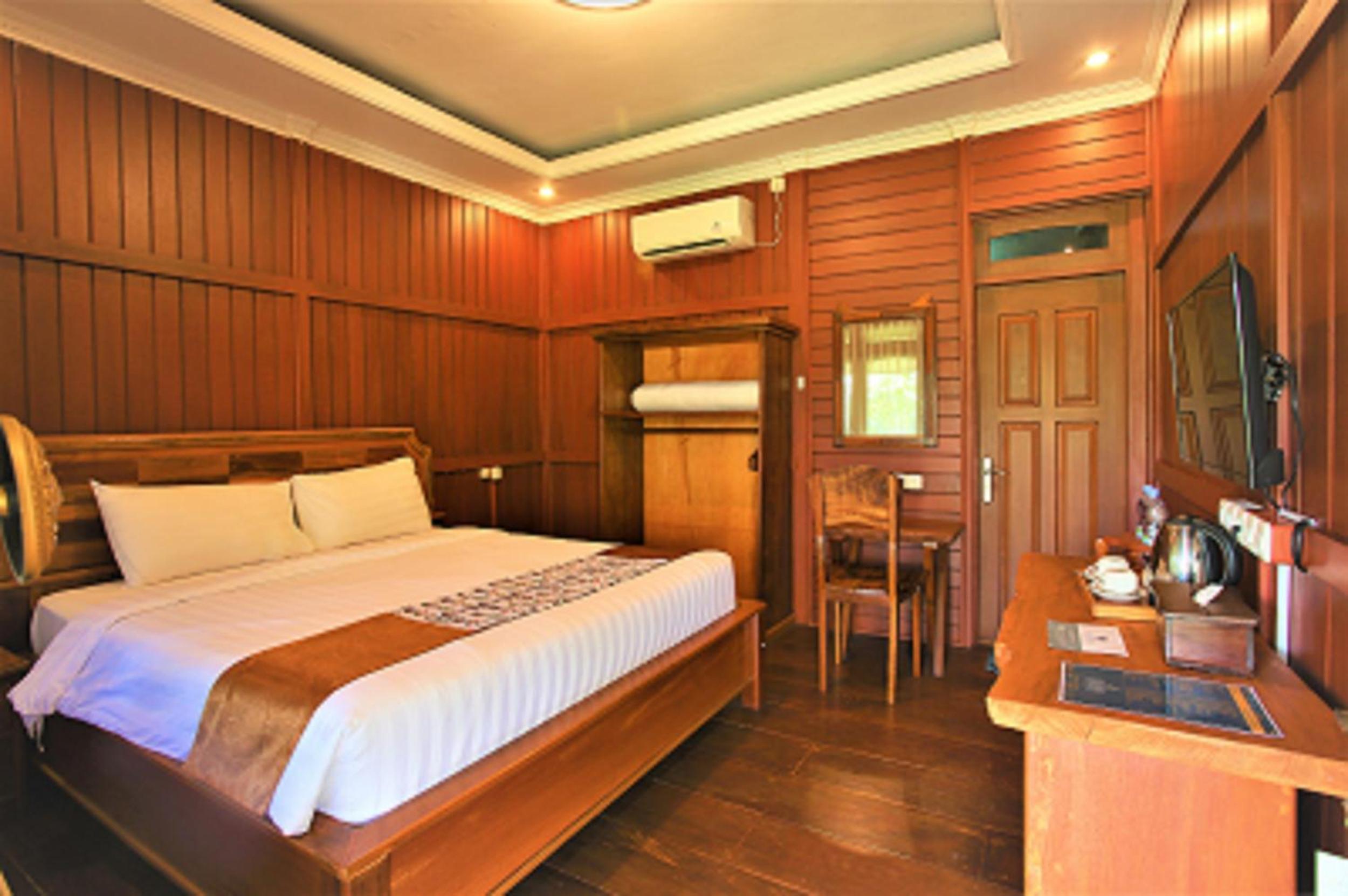 Deluxe Room - Photo 1
