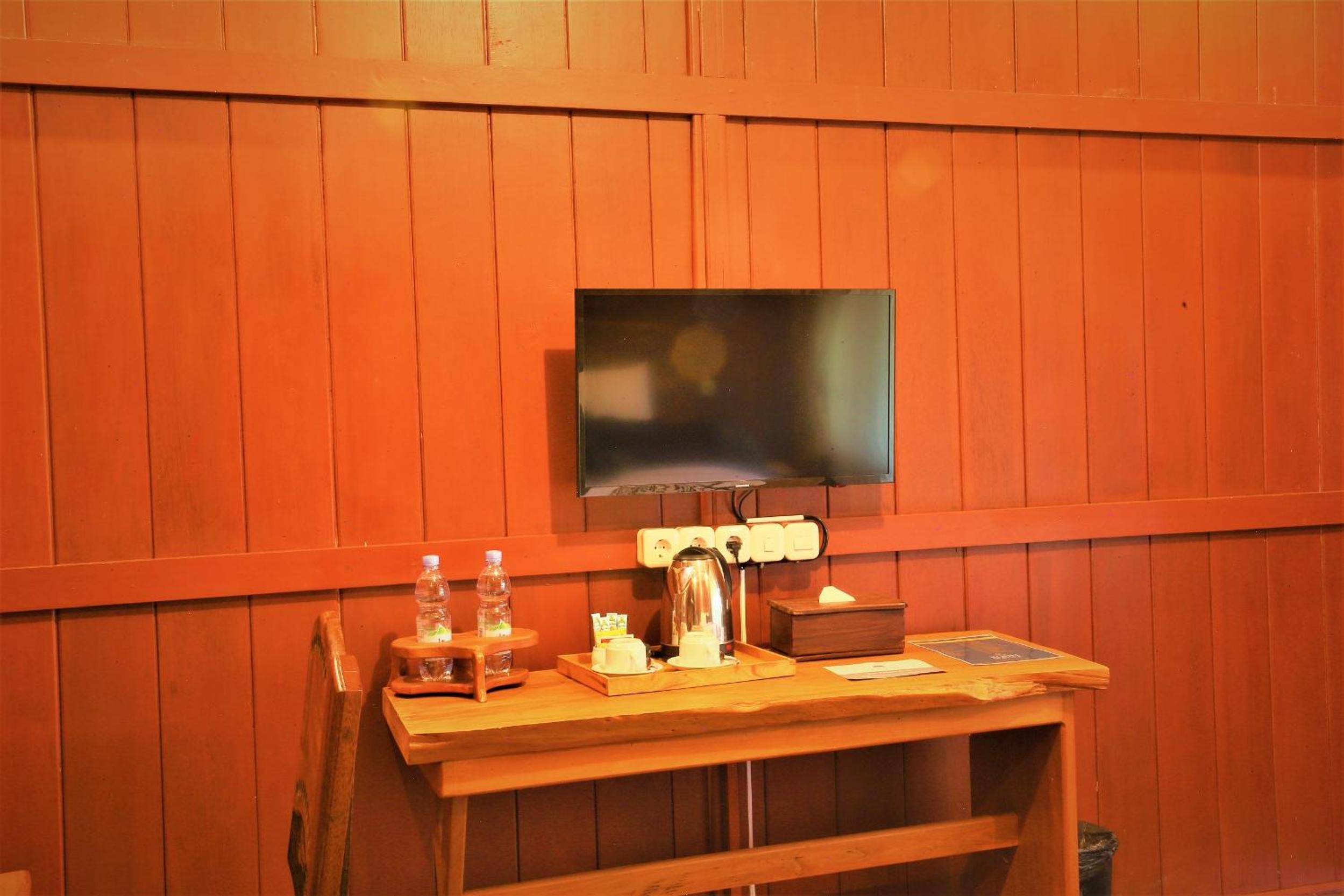 Deluxe Room - Photo 3